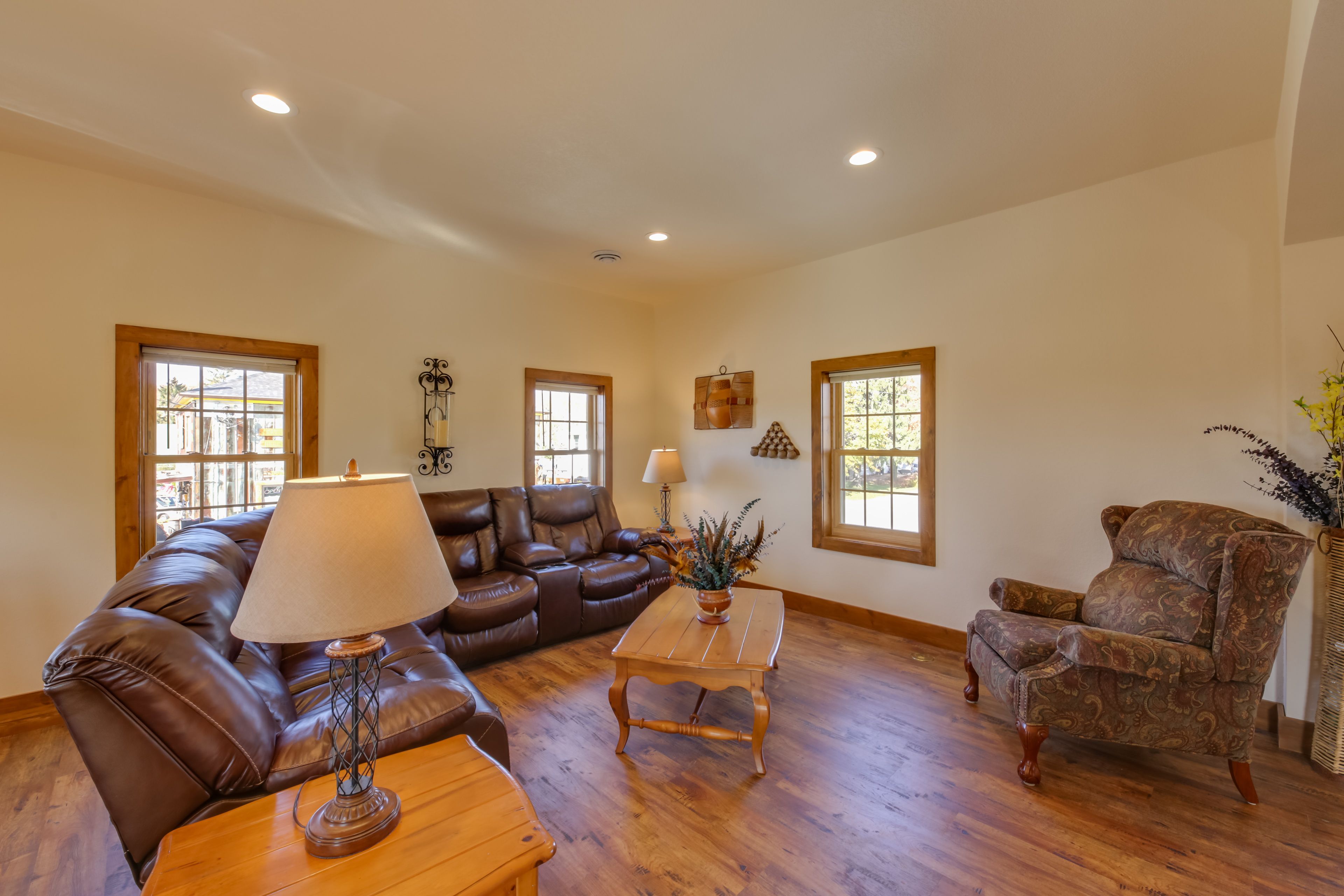 Living Room | Free WiFi