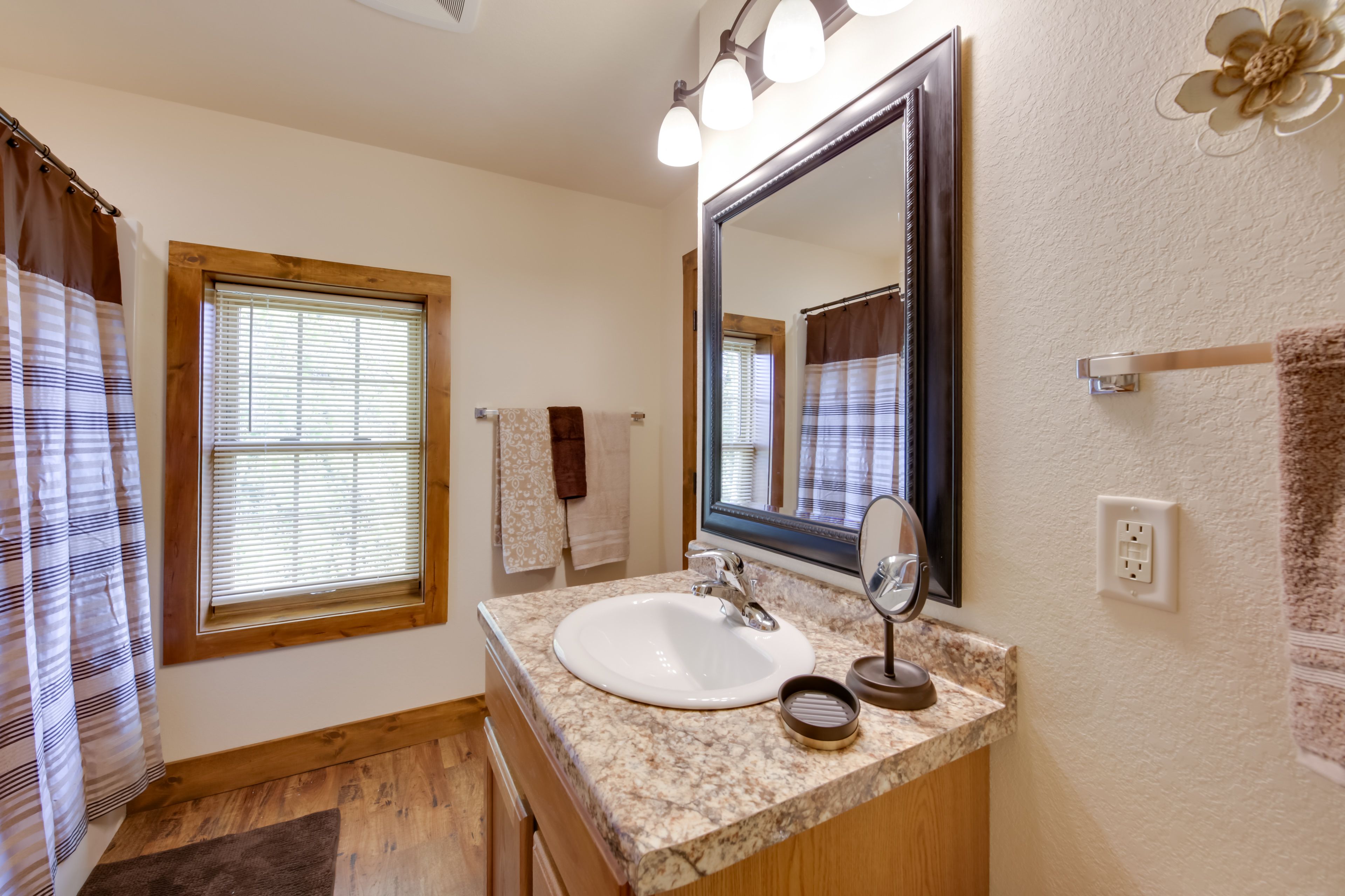 Bathroom | Linens/Towels