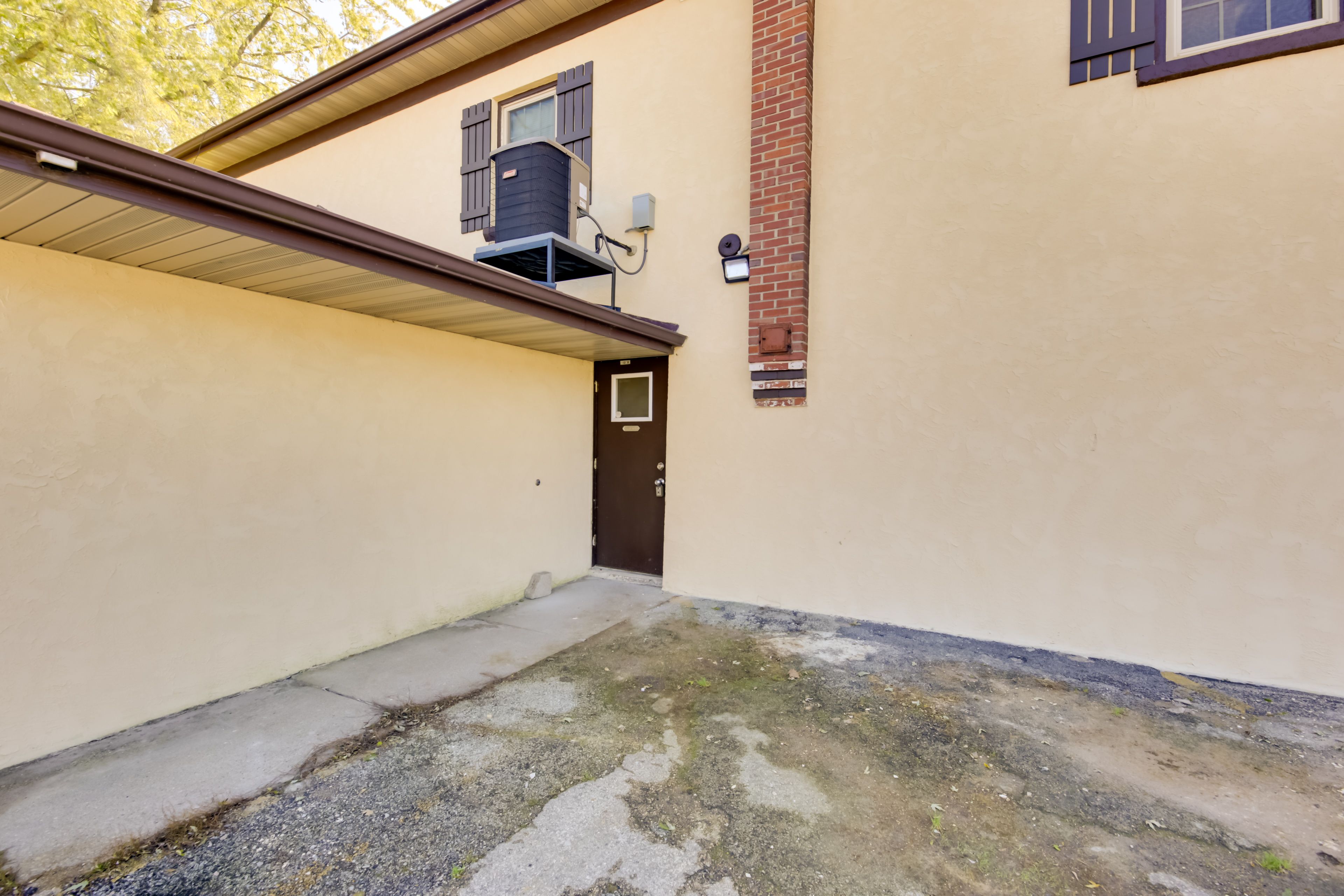 Property Access | Reserved Parking (2 Vehicles)