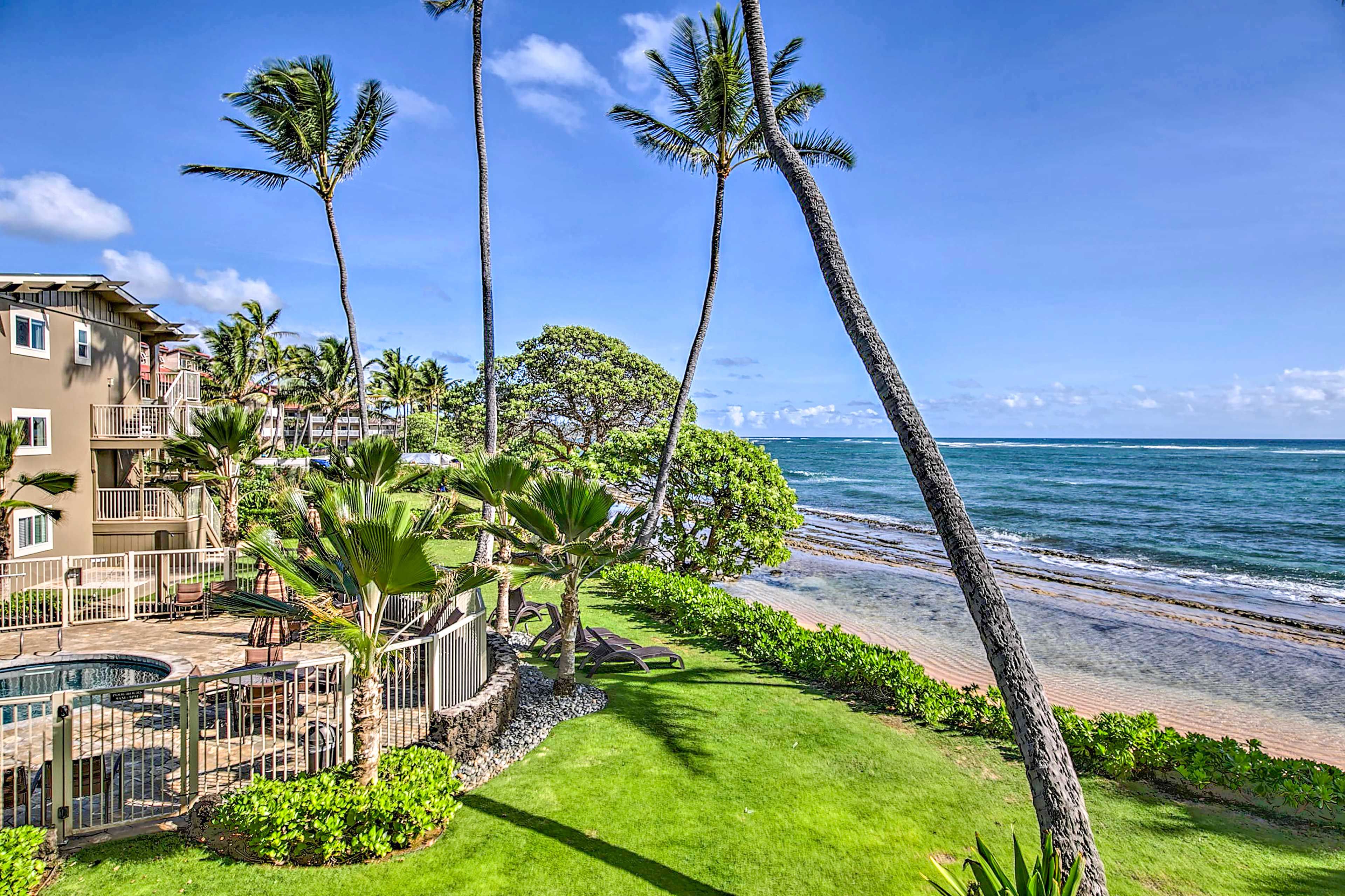 Property Grounds | Resort Pool