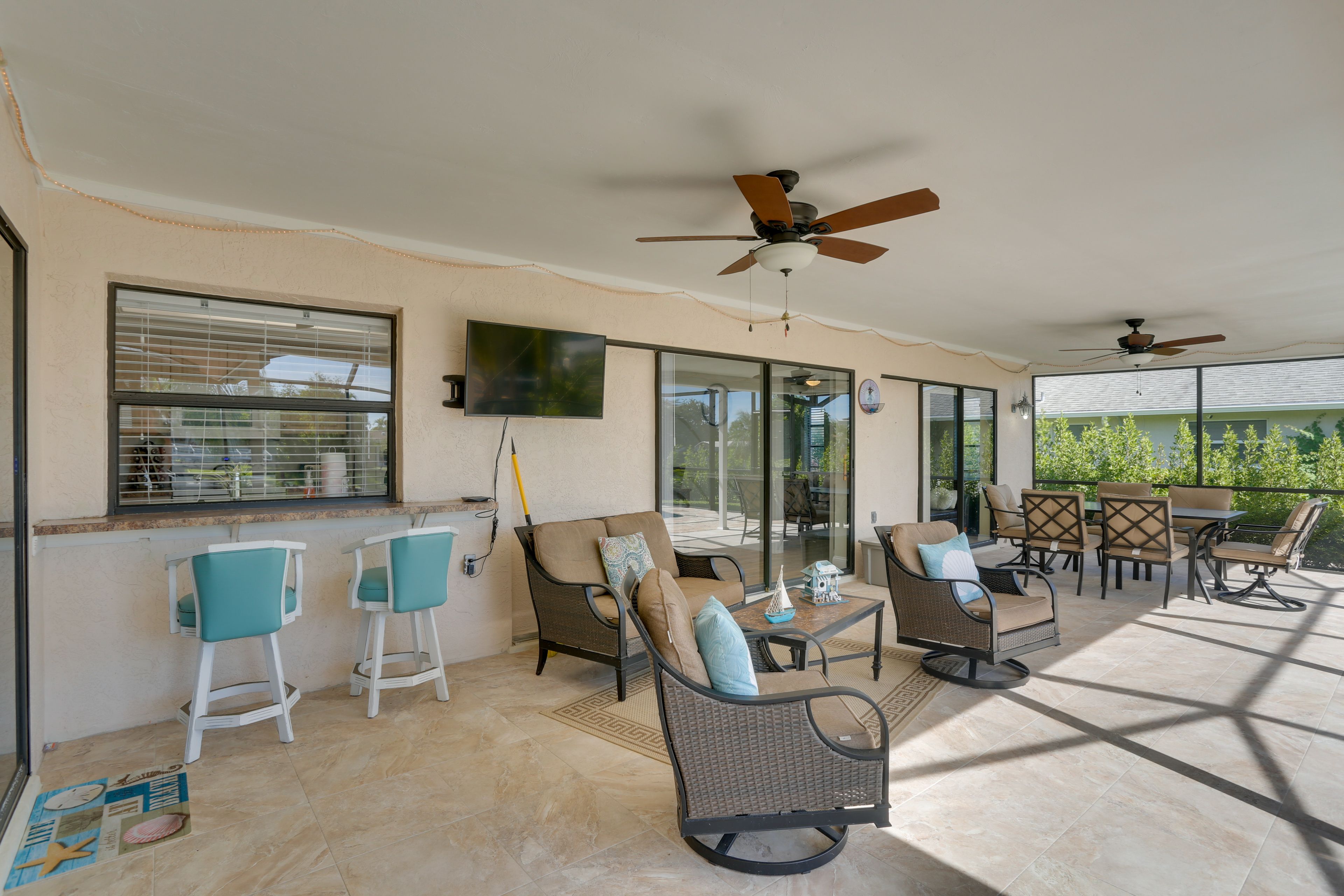 Patio | Outdoor Dining | Gas Grill