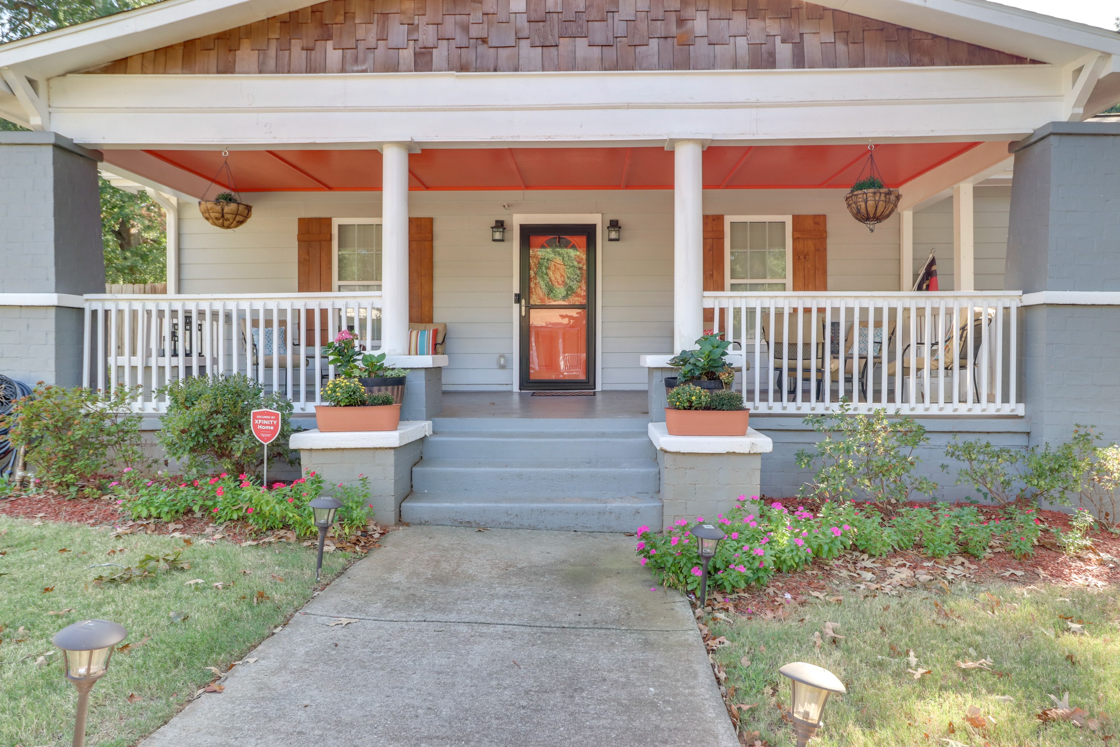 Exterior | Entry