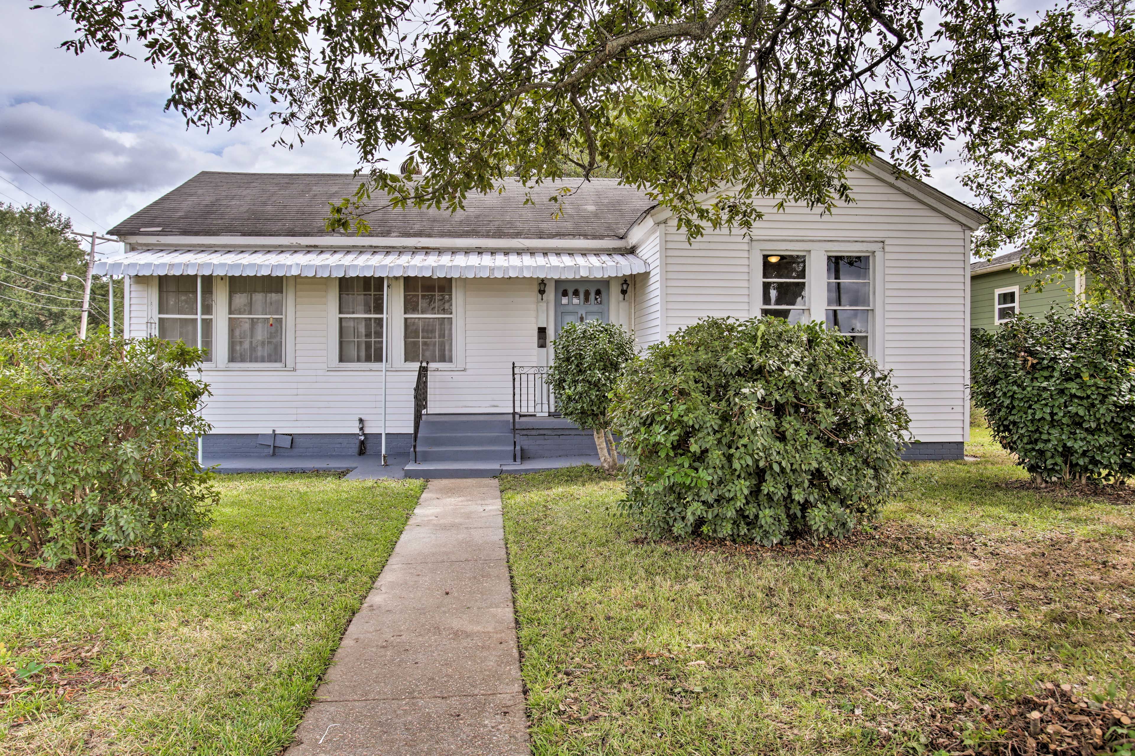 Exterior | Walkable Location | River Views