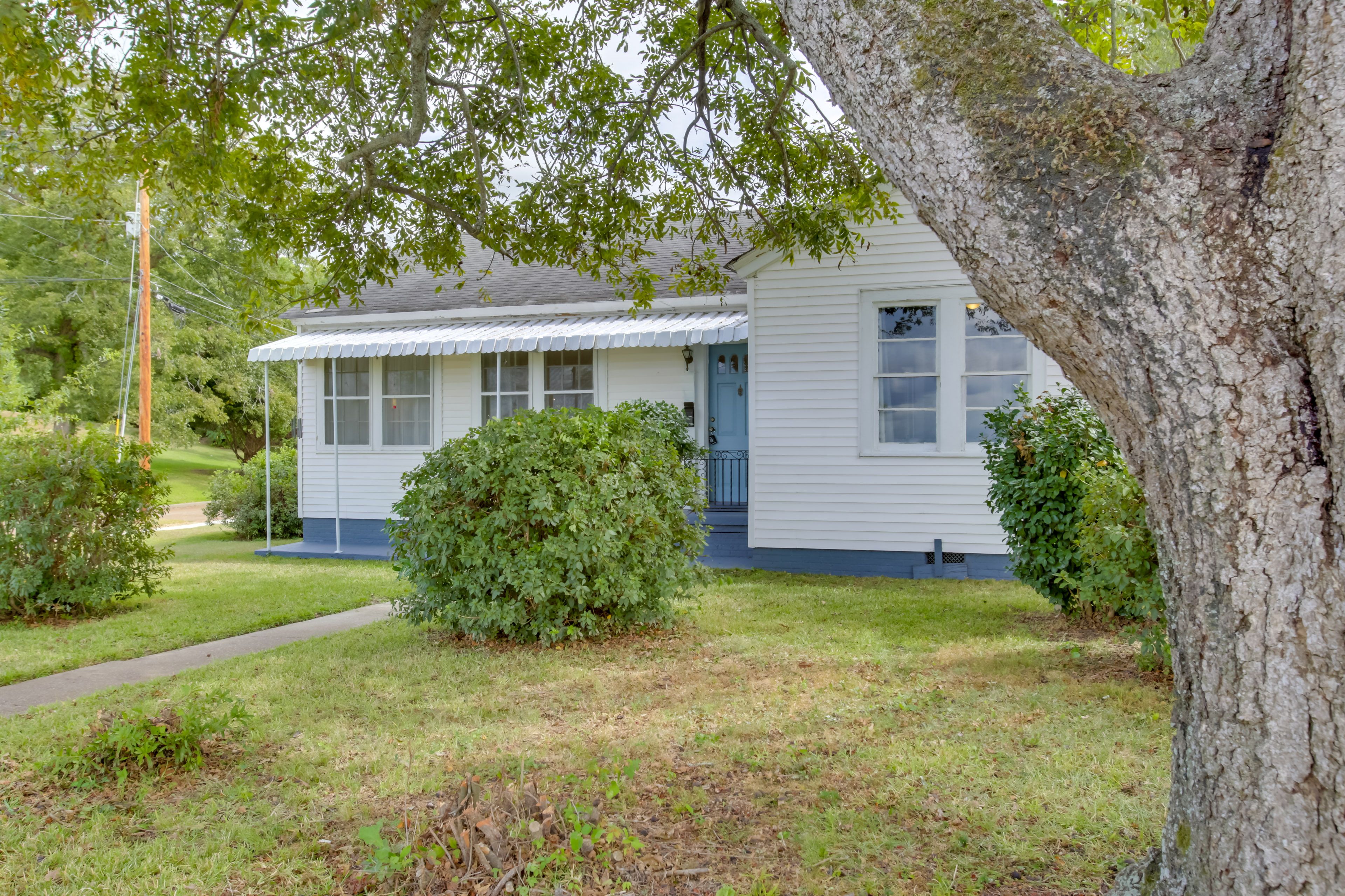 Exterior | Driveway Parking (2 Vehicles)