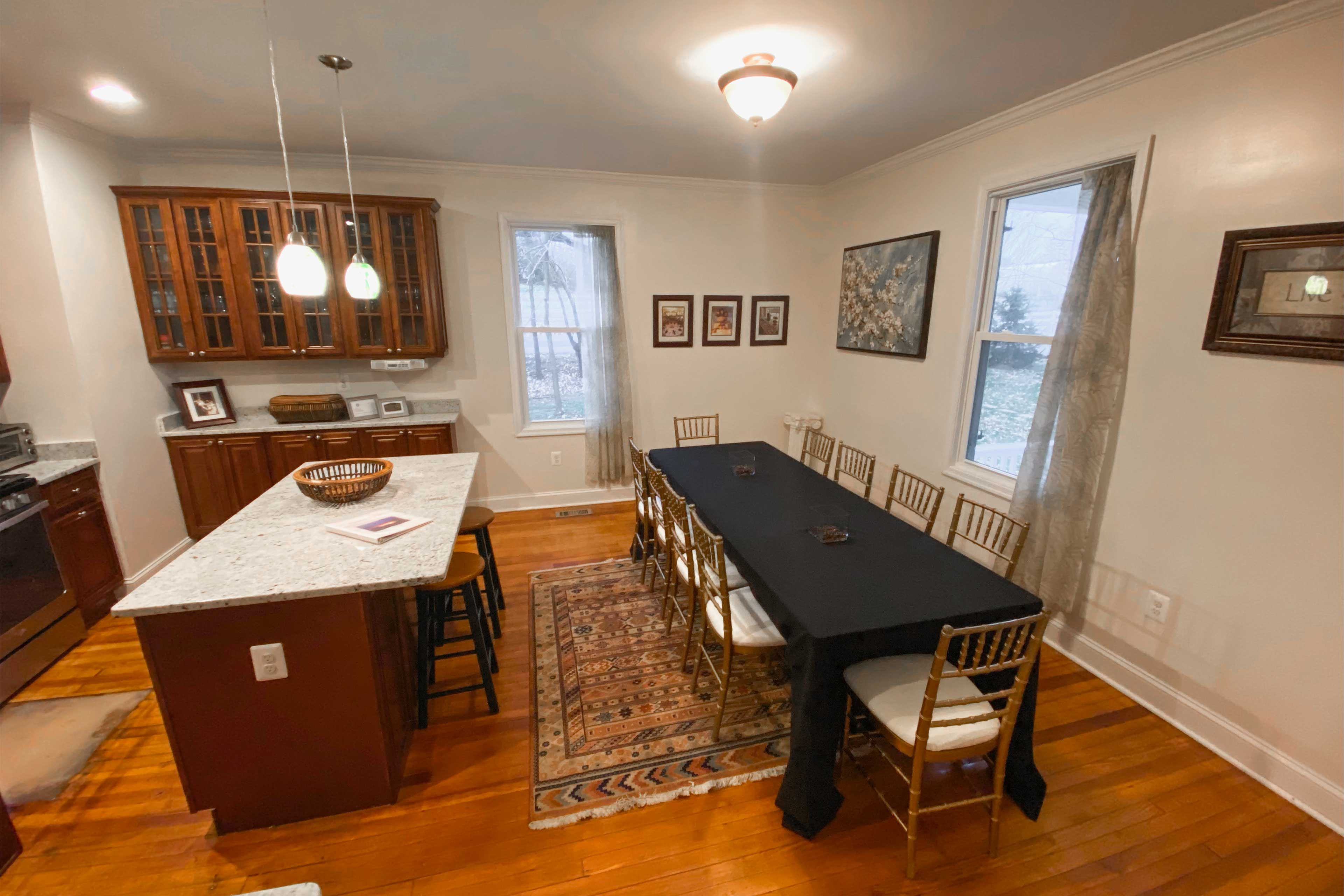 Kitchen | Dining Area