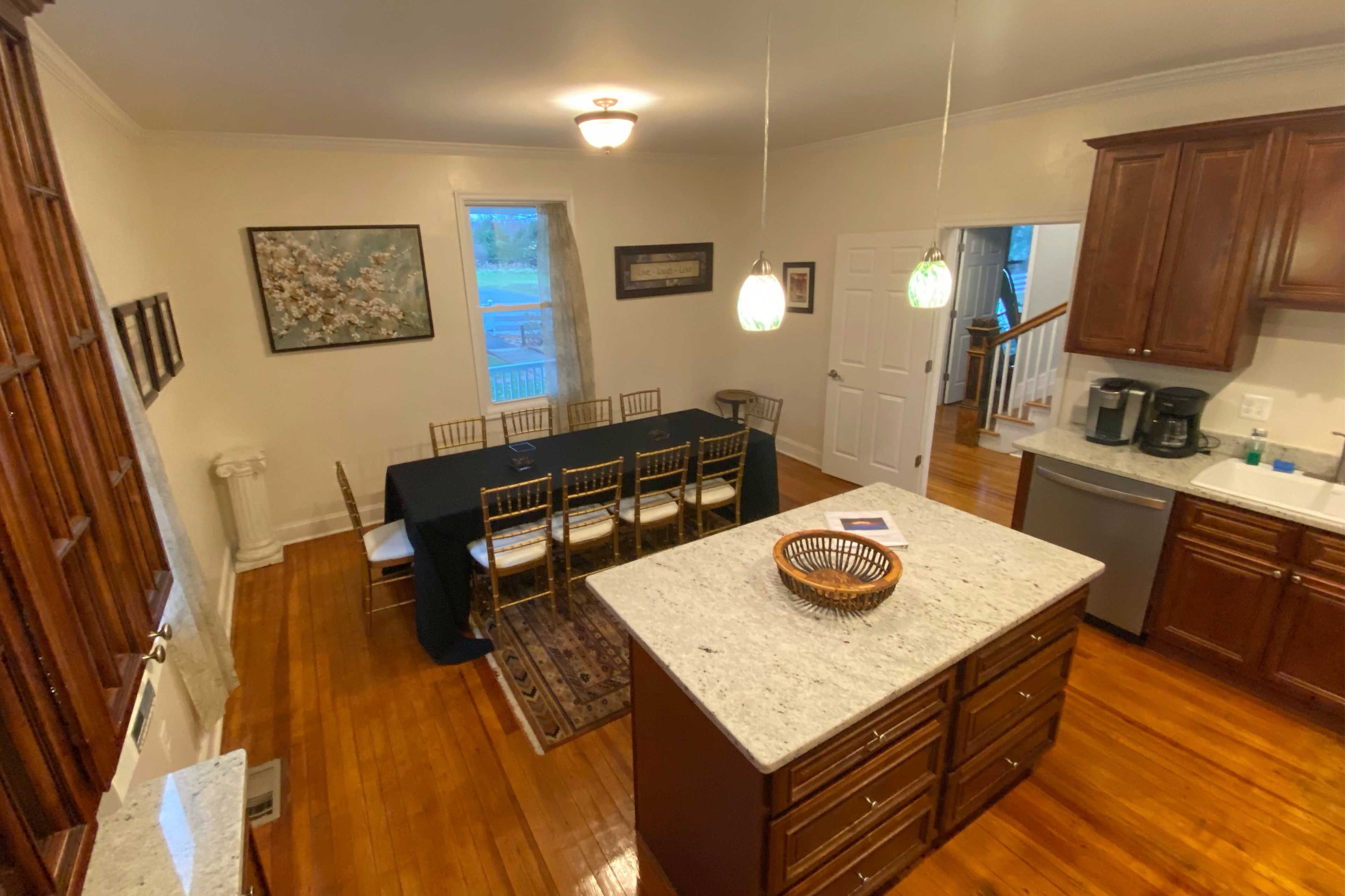 Kitchen | Dining Area