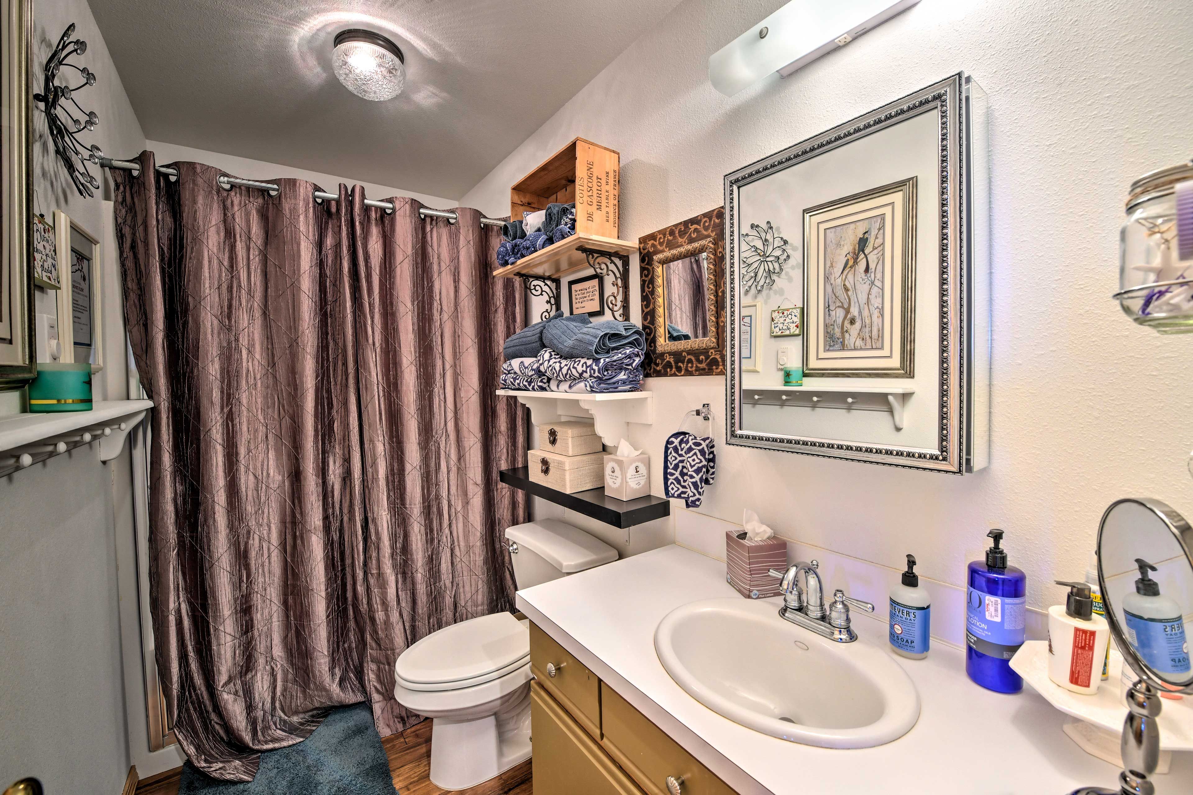 Full Bathroom