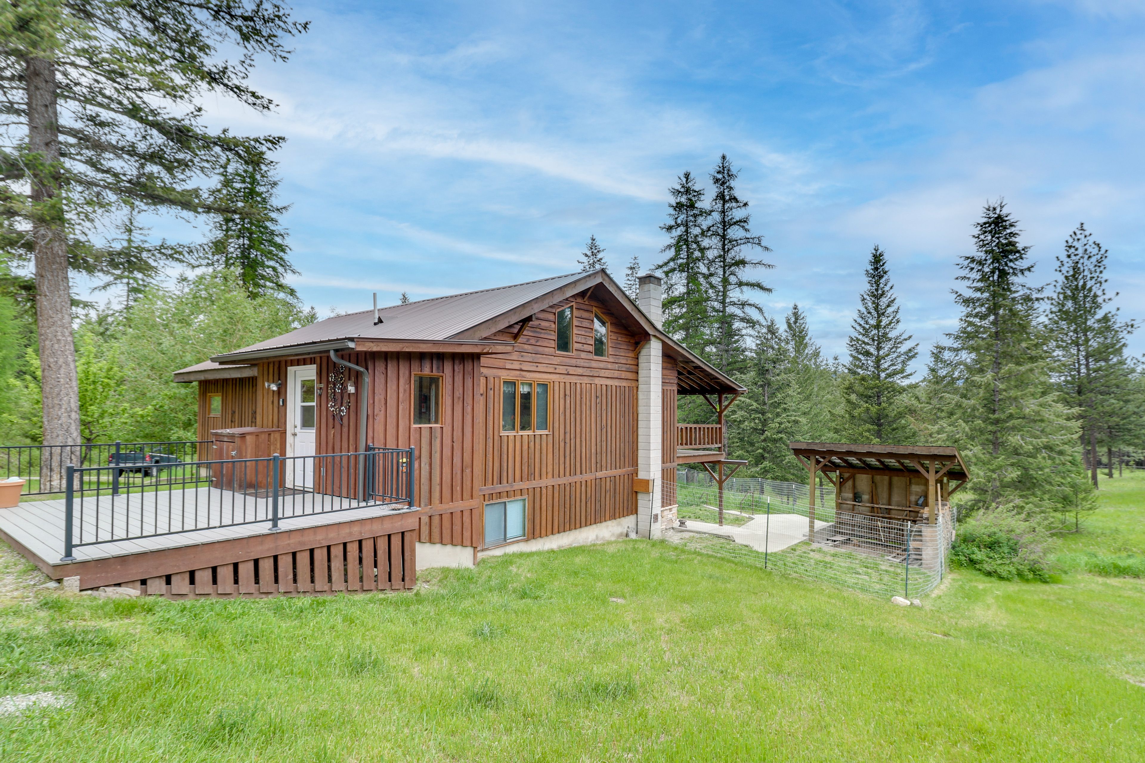 Eureka Vacation Rental | 5BR | 2.5BA | 2,400 Sq Ft | Stairs Required