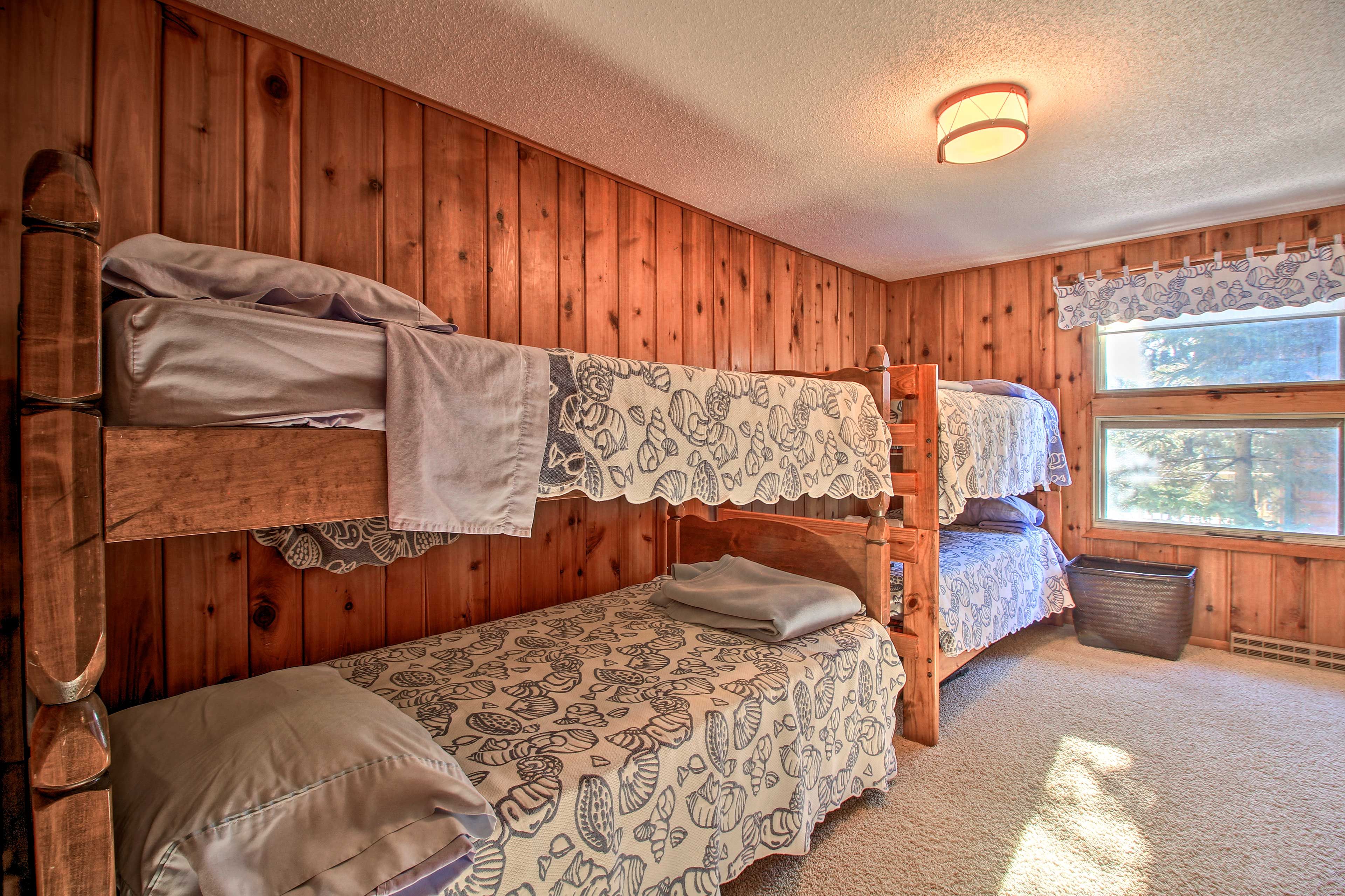 Bedroom 4 | 2 Twin Bunk Beds