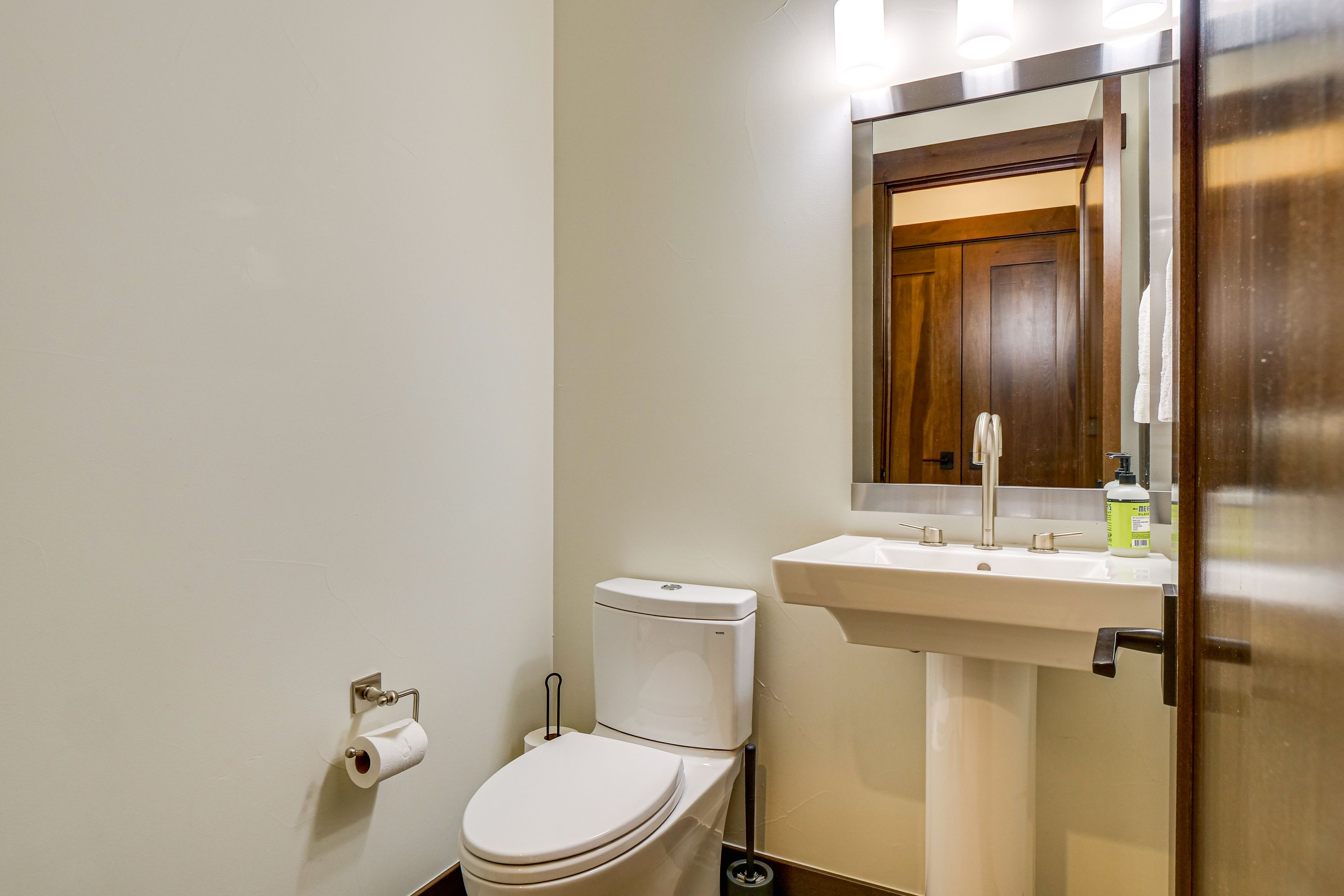 Half Bathroom | Main Floor