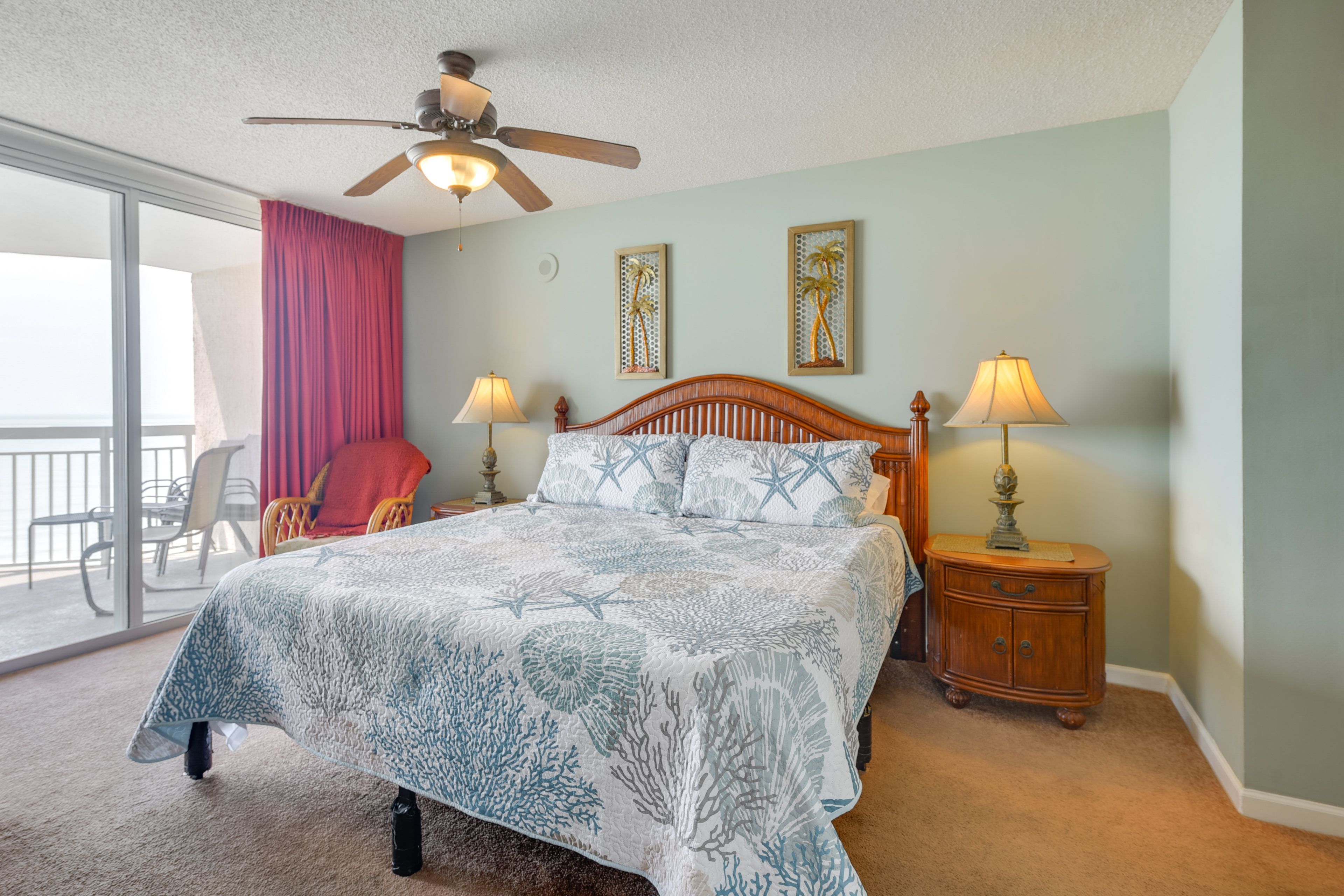 Bedroom 1 | King Bed