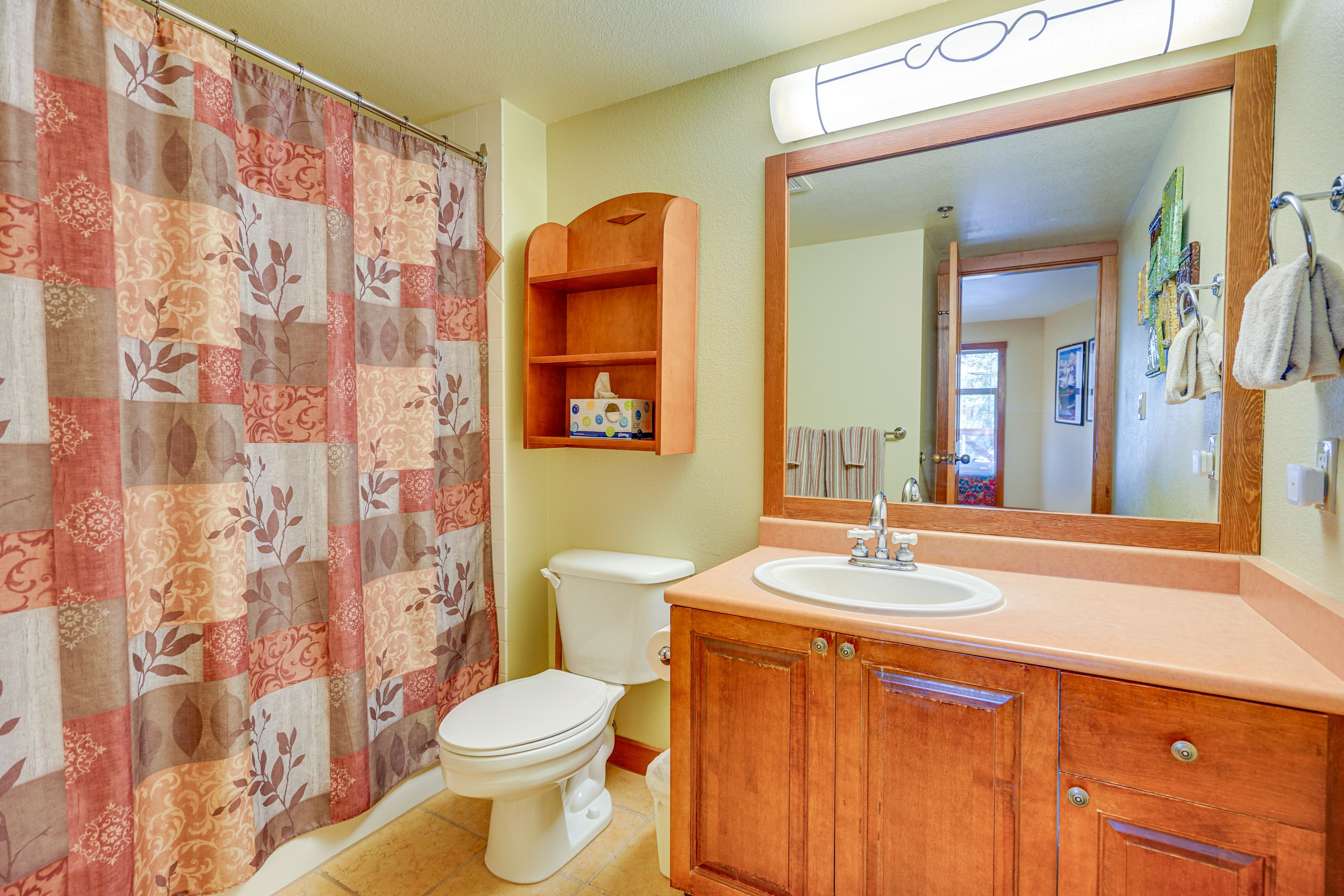 En-Suite Bathroom