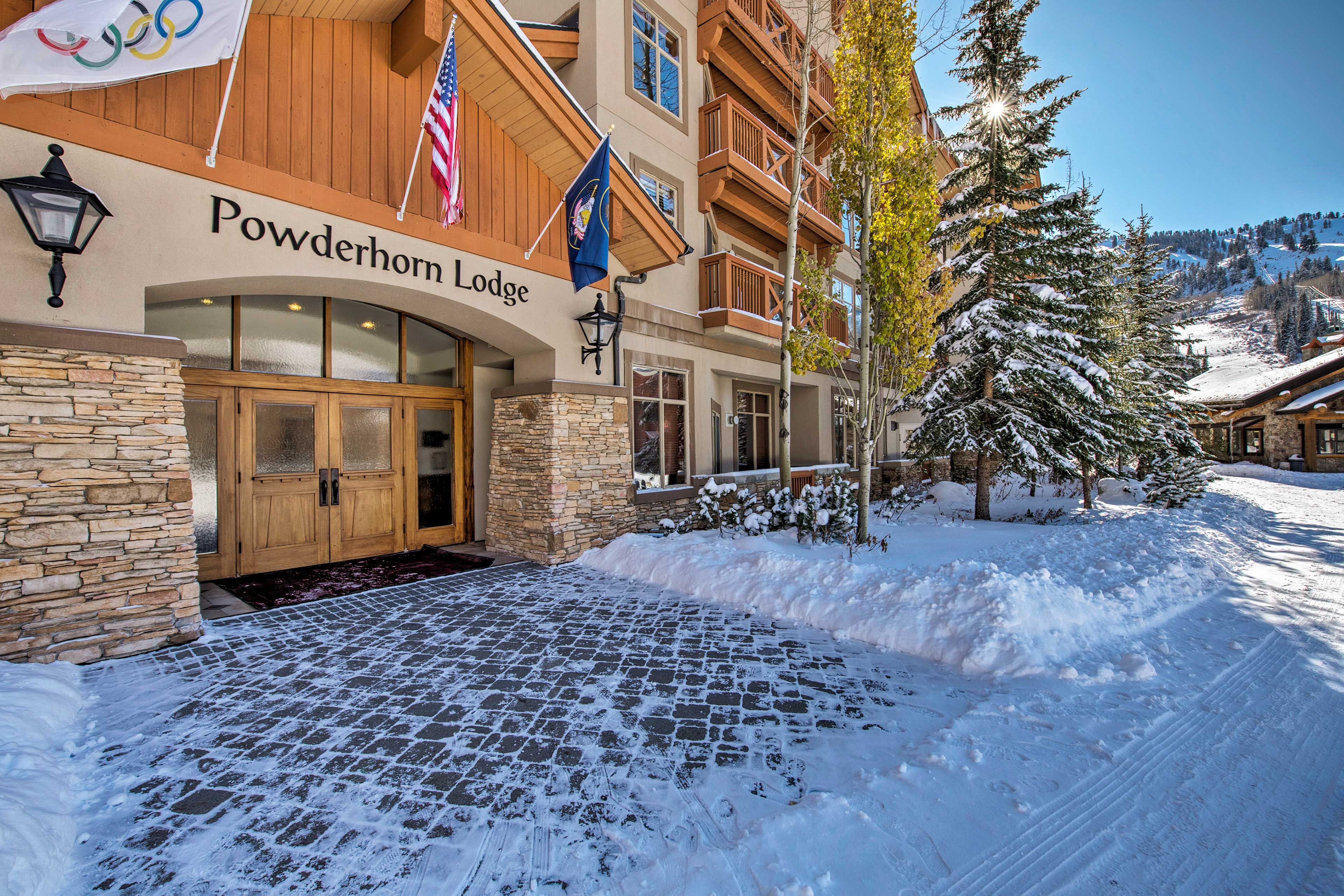 Walk to Ski Lift | Resort Amenities | Heated Pool & Hot Tub | Fitness Center