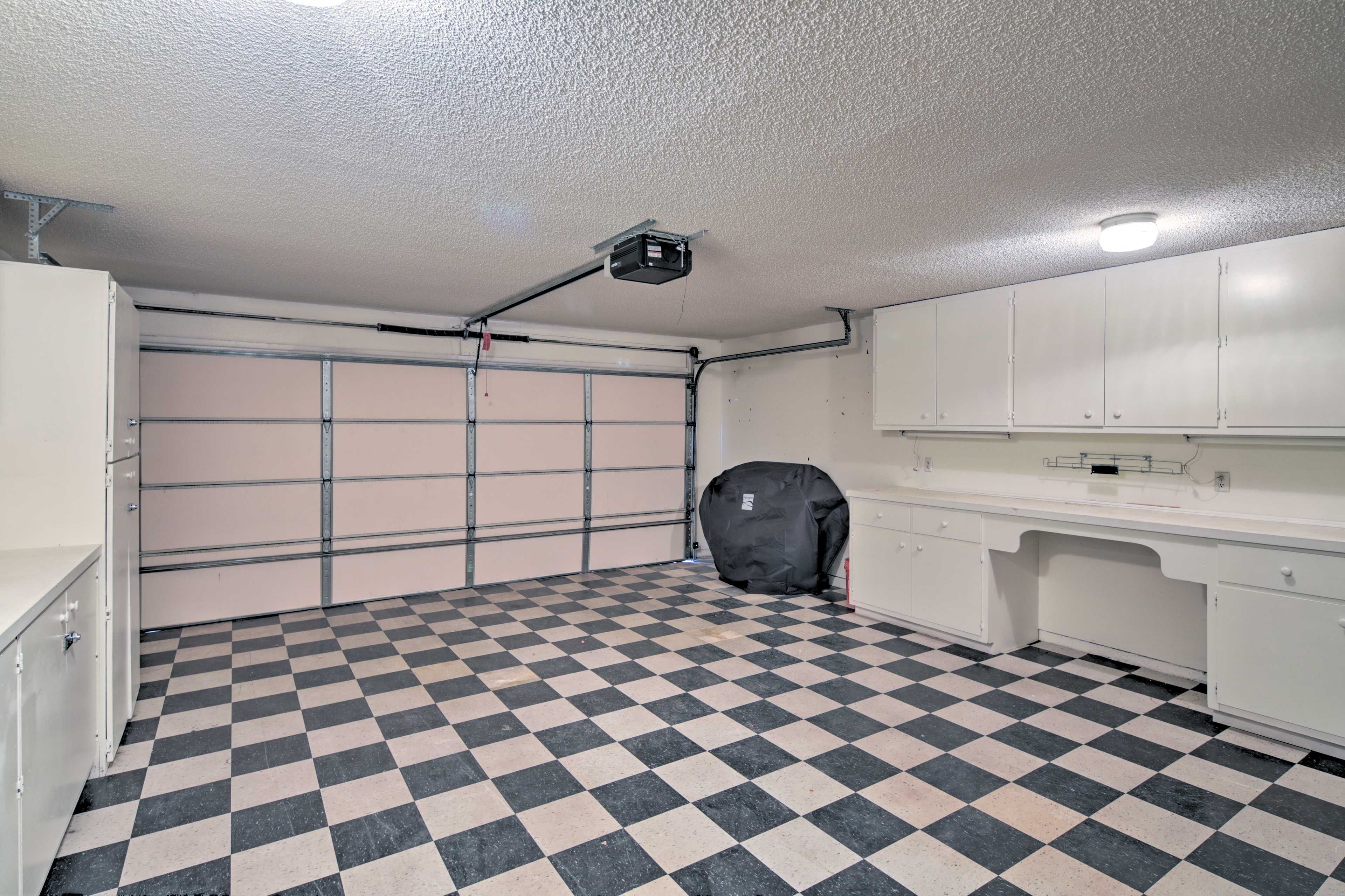 Parking | Garage (1 Vehicle)