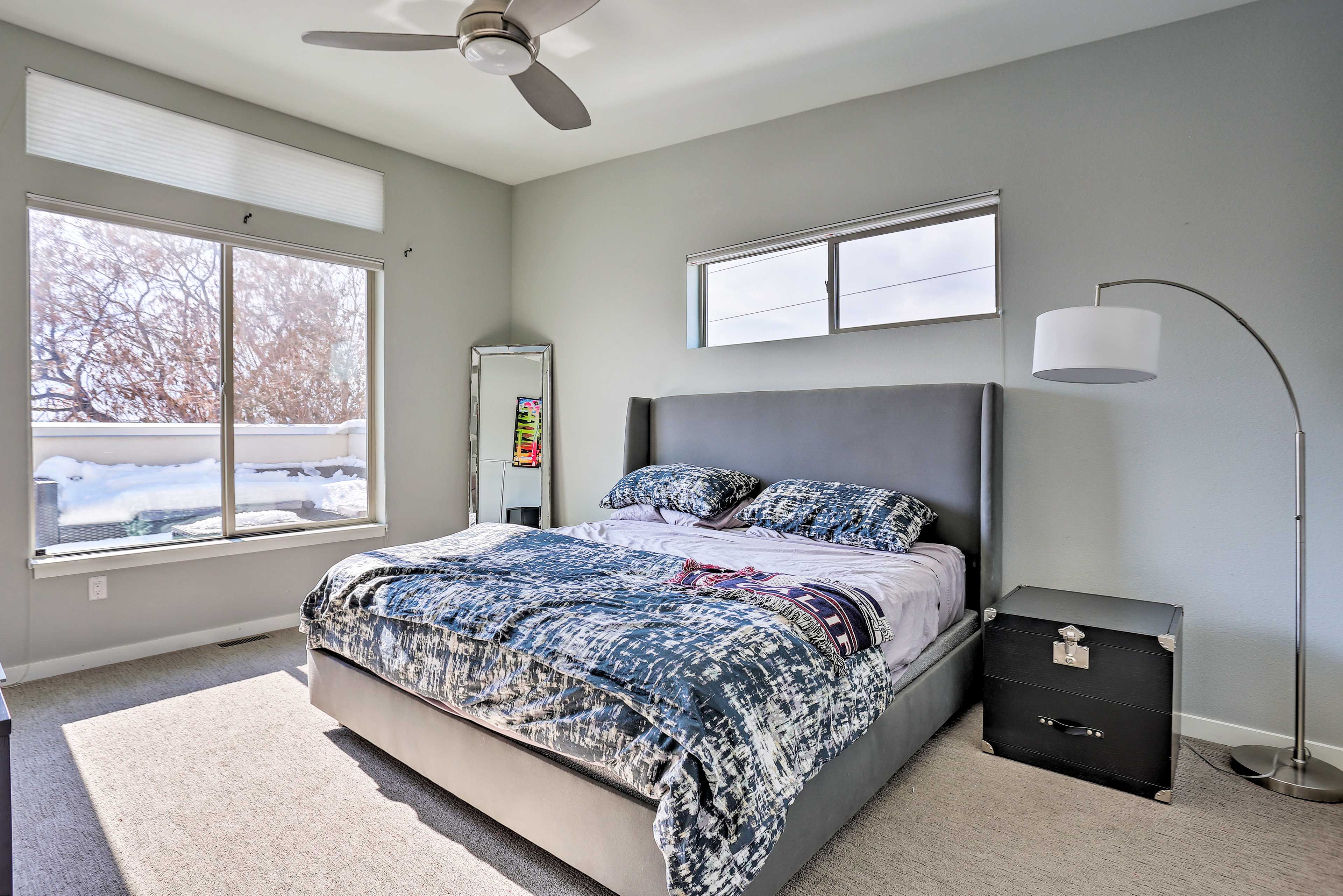 Fresh linens and towels are provided.
