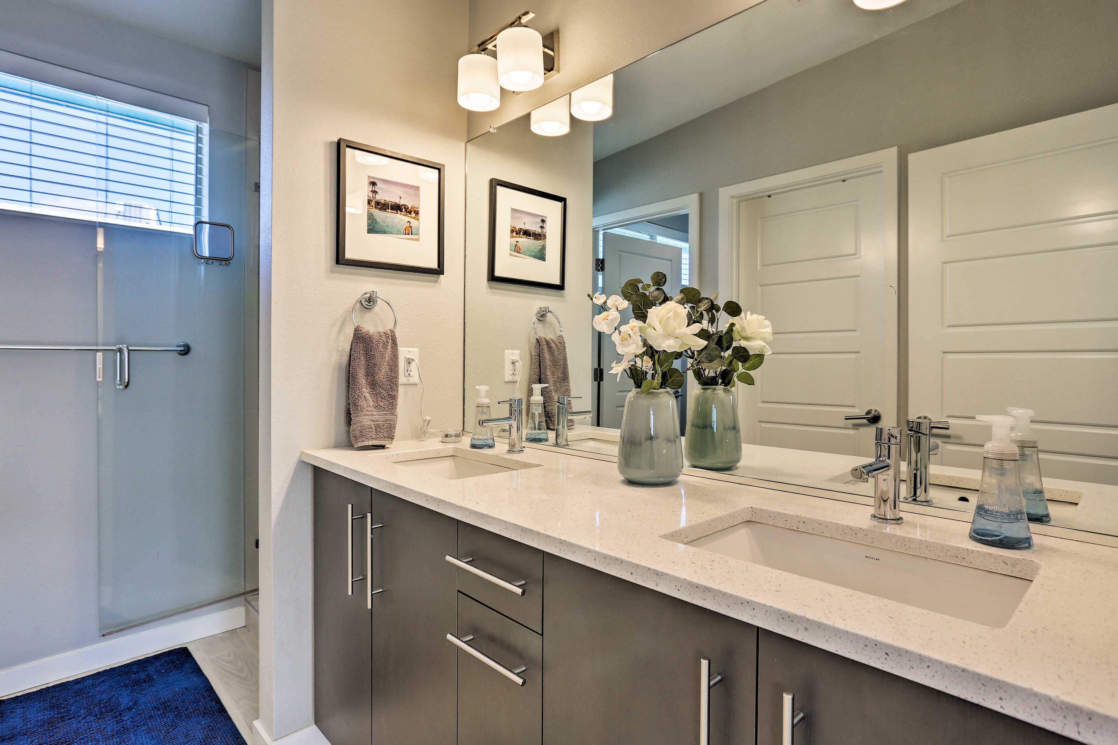 Guests staying in the suite will have access to a private en-suite bathroom.