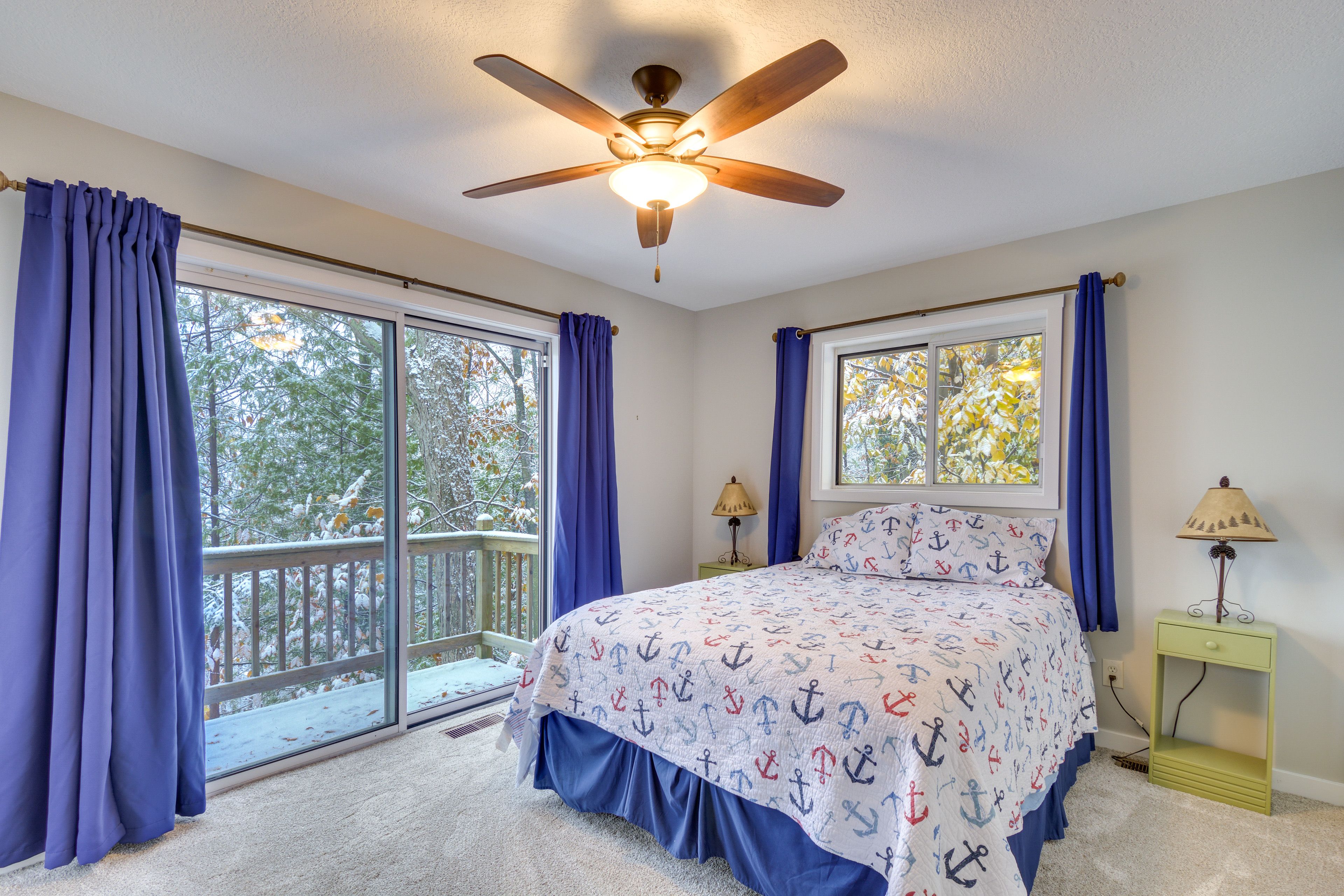 Bedroom 3 | Queen Bed