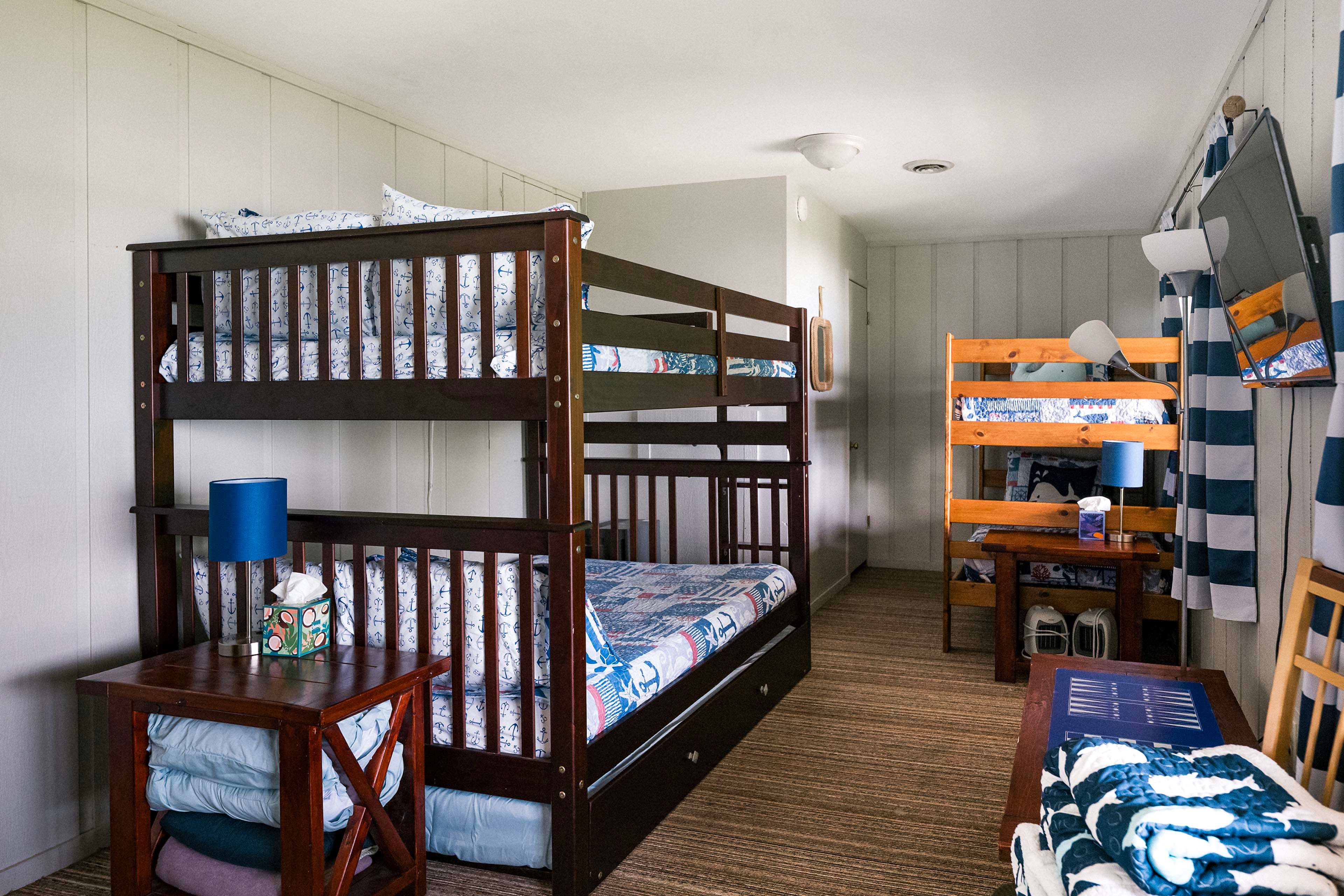 Bedroom 4 | Full Bunk Bed w/ Trundle | Twin Bunk Bed | Air Hockey/Foosball Table