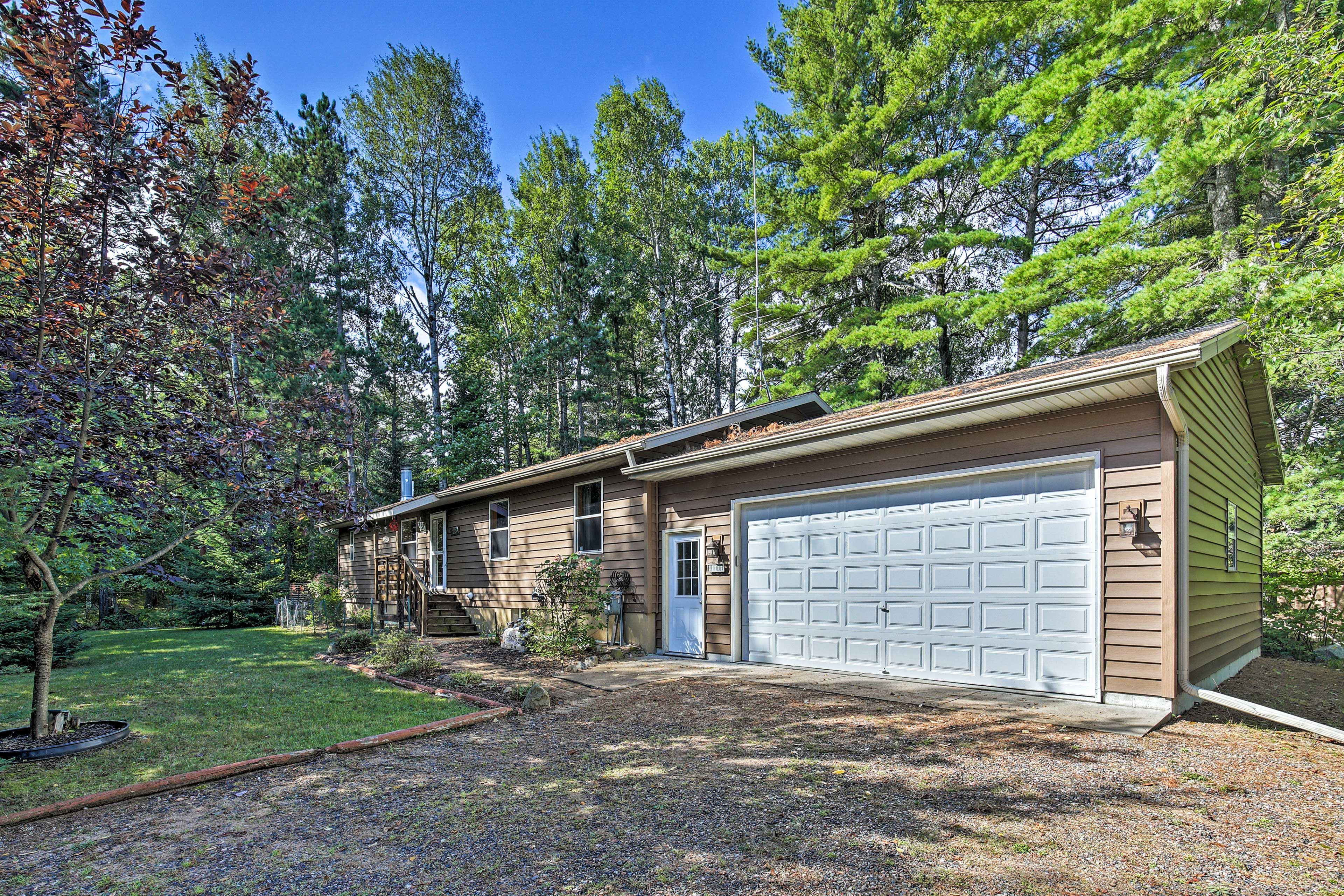 Parking | Garage (1 Vehicle) | Driveway (2 Vehicles)