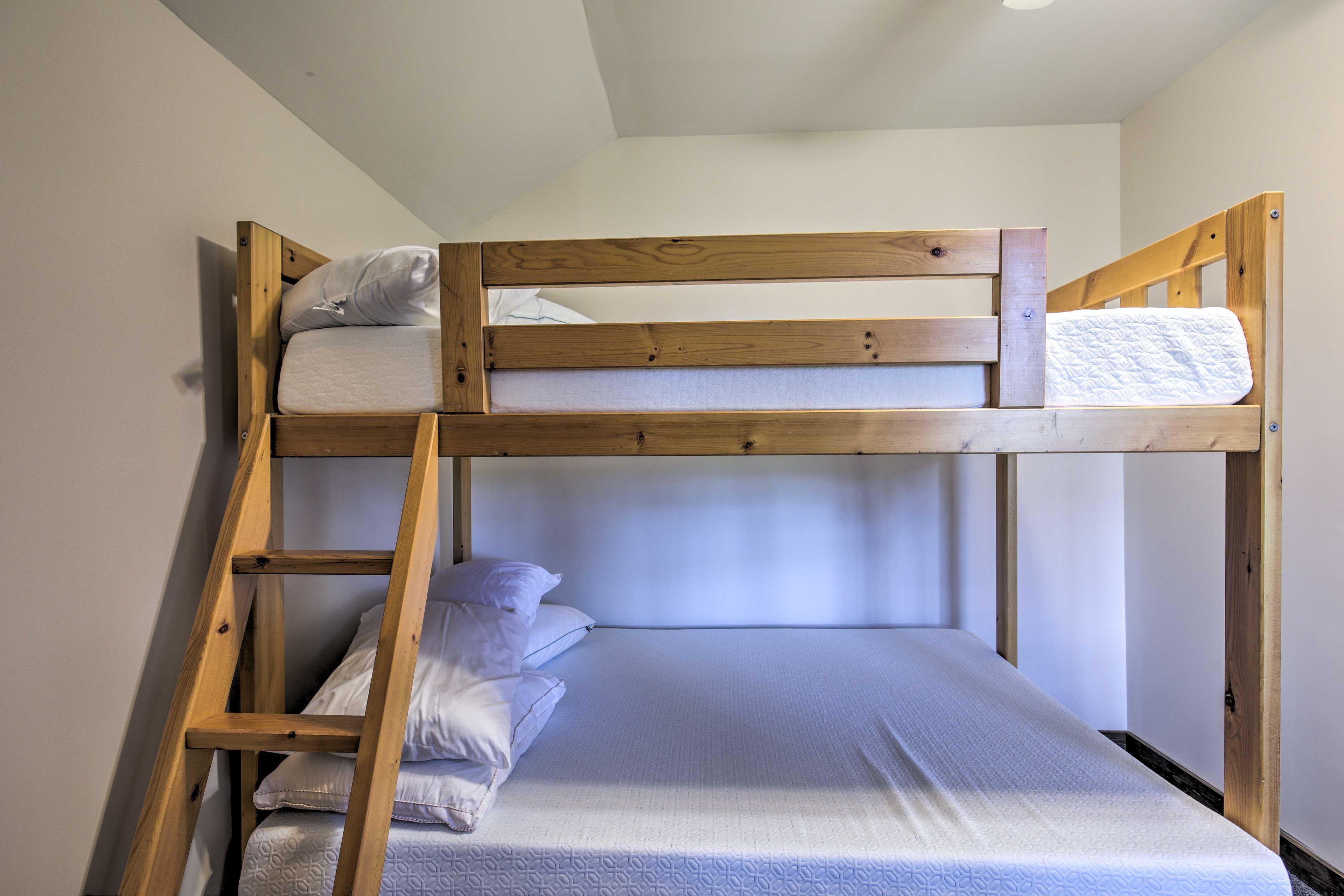 Bedroom 3 | Free WiFi