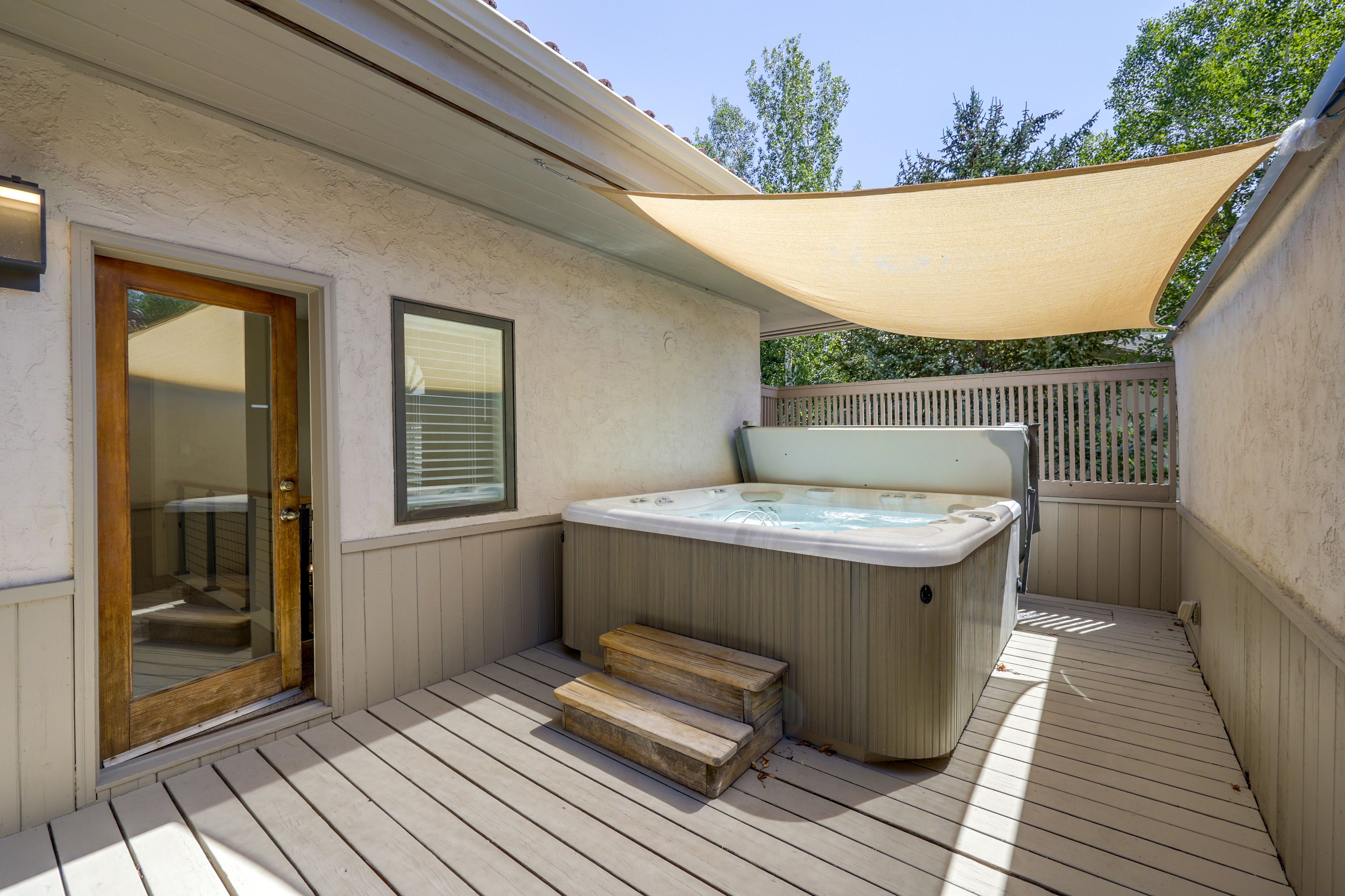 Private Hot Tub