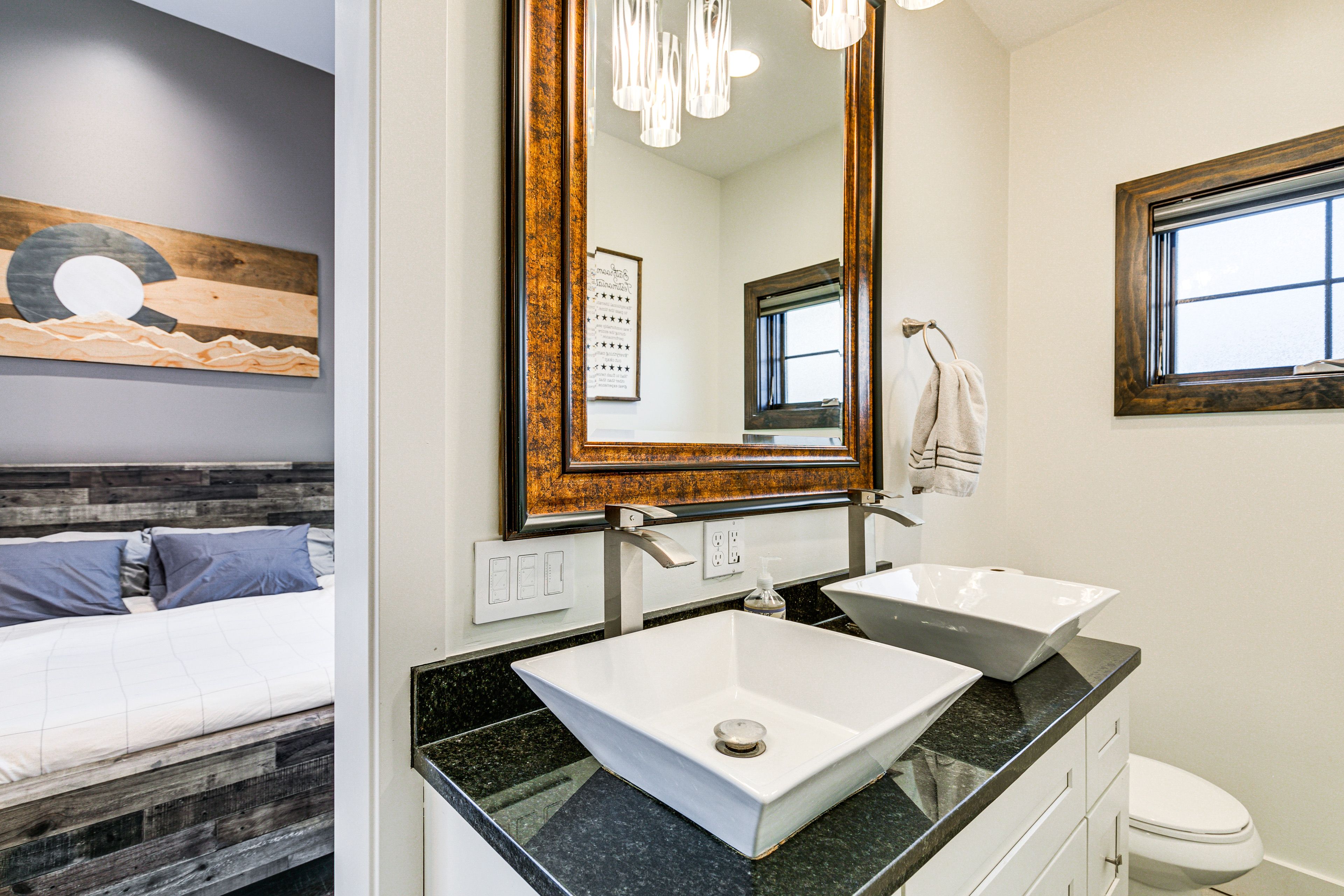 En-Suite Bathroom | 3rd Floor | Complimentary Toiletries | Hair Dryer
