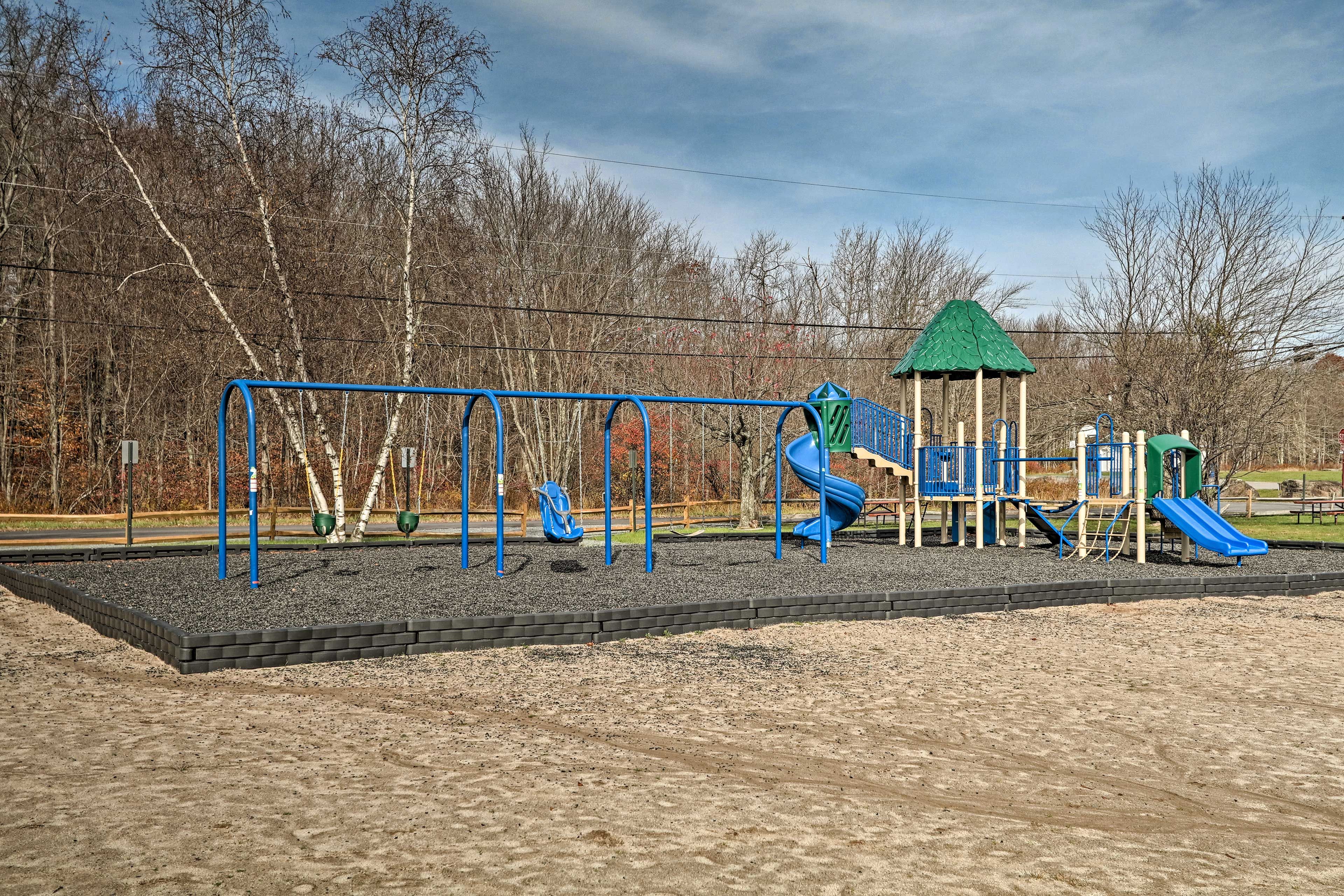 Arrowhead Lake Community Amenities
