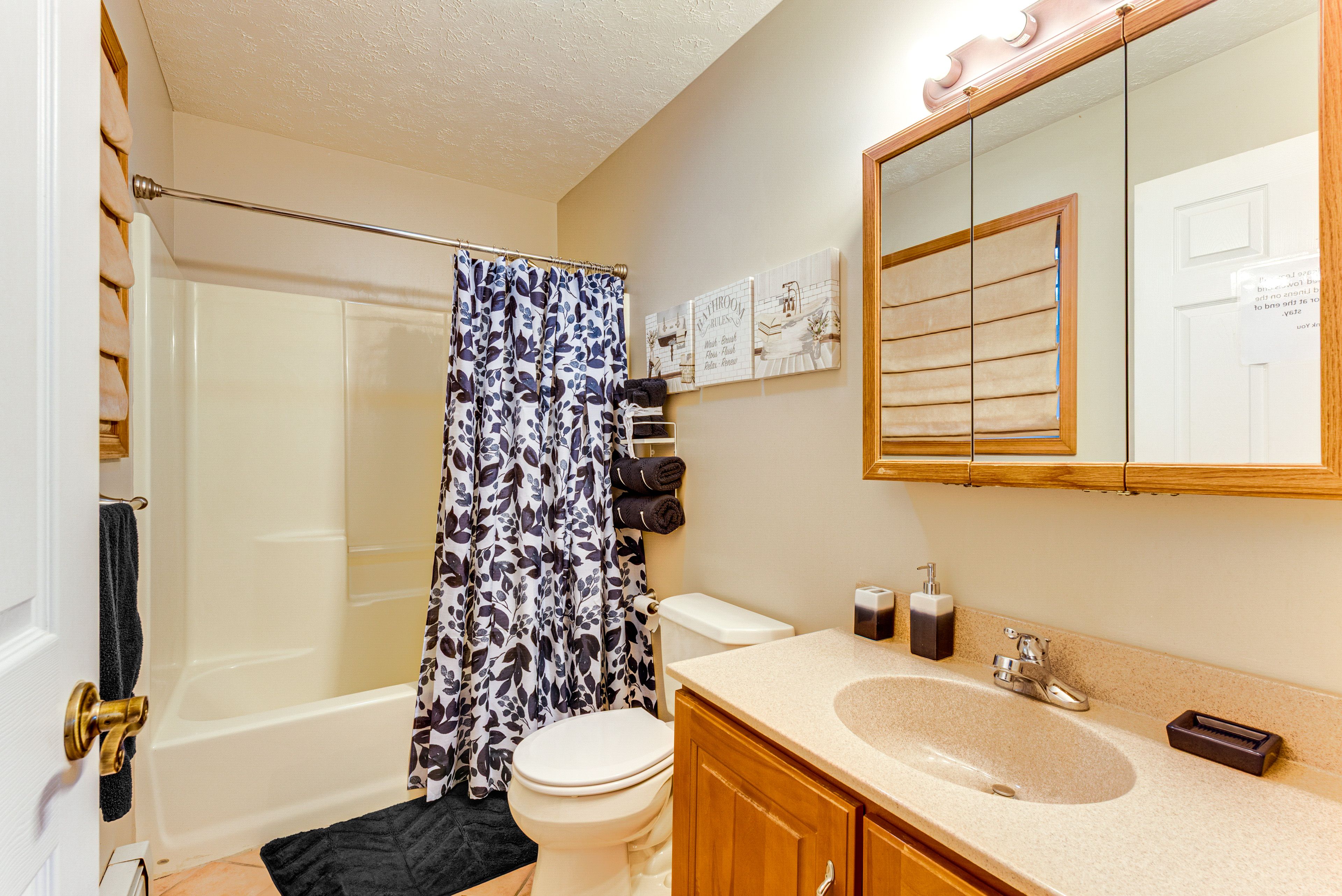 En-Suite Bathroom