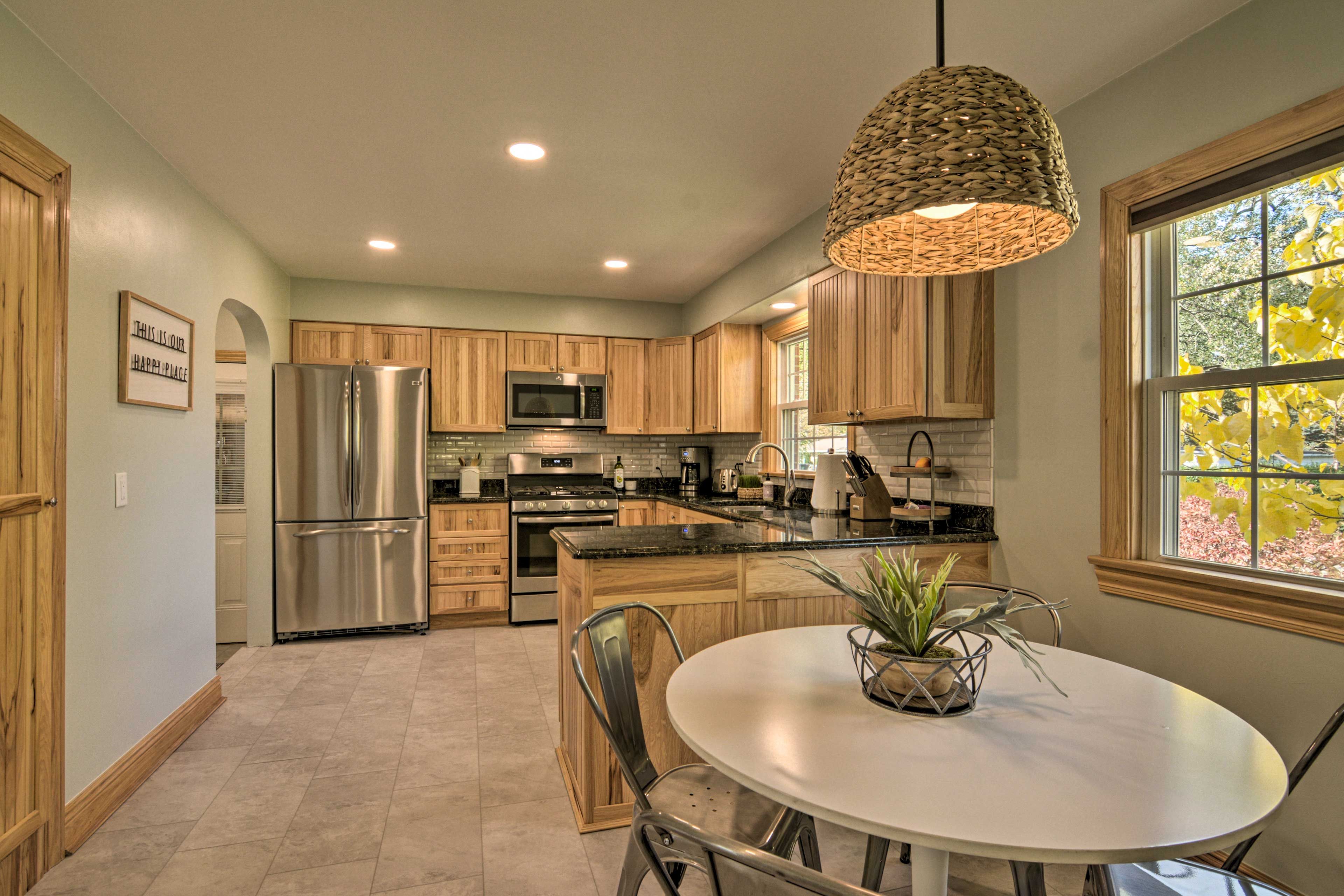 Enjoy a quick bite at the breakfast nook.