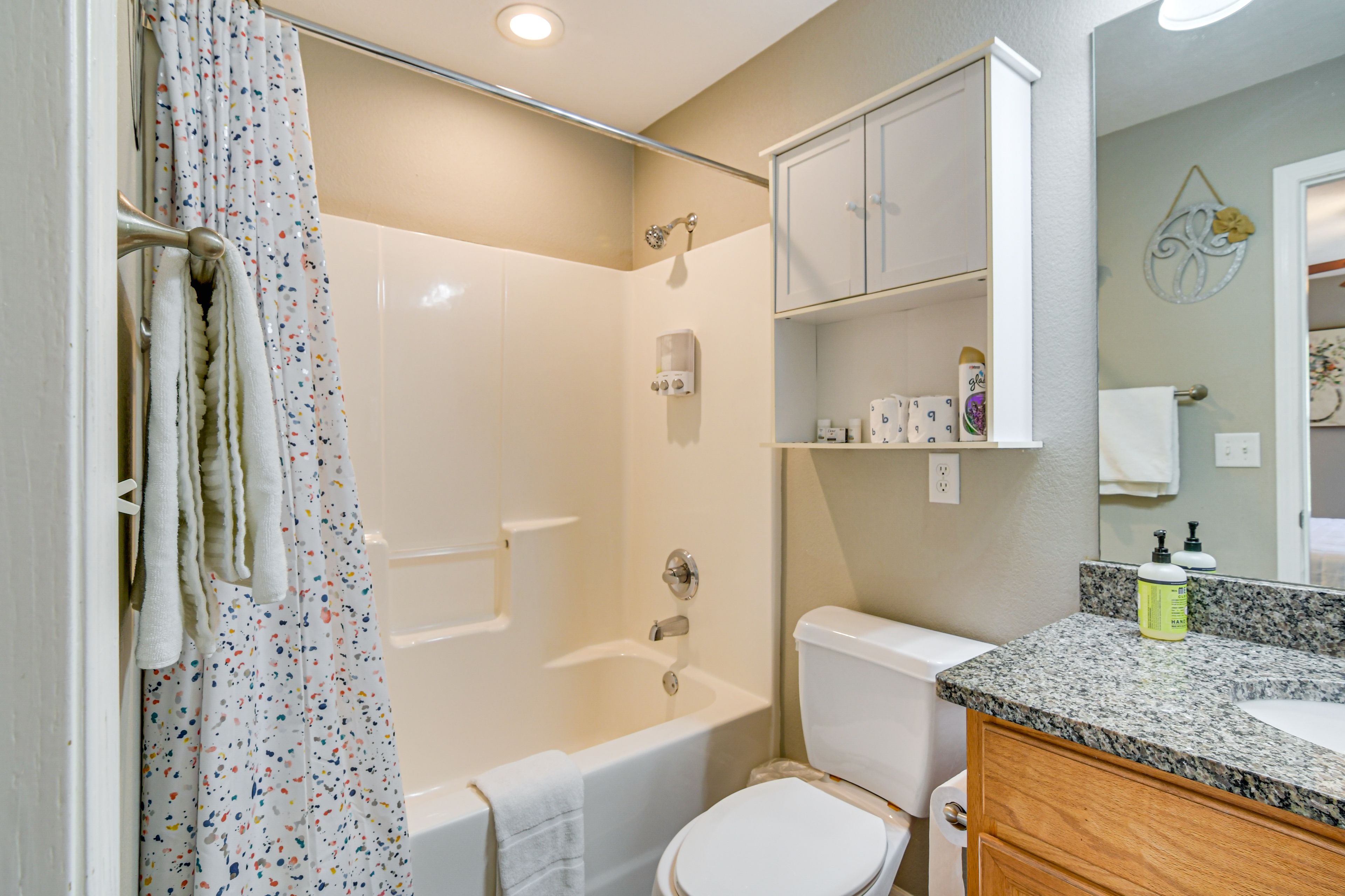 En-Suite Bathroom | Towels Provided