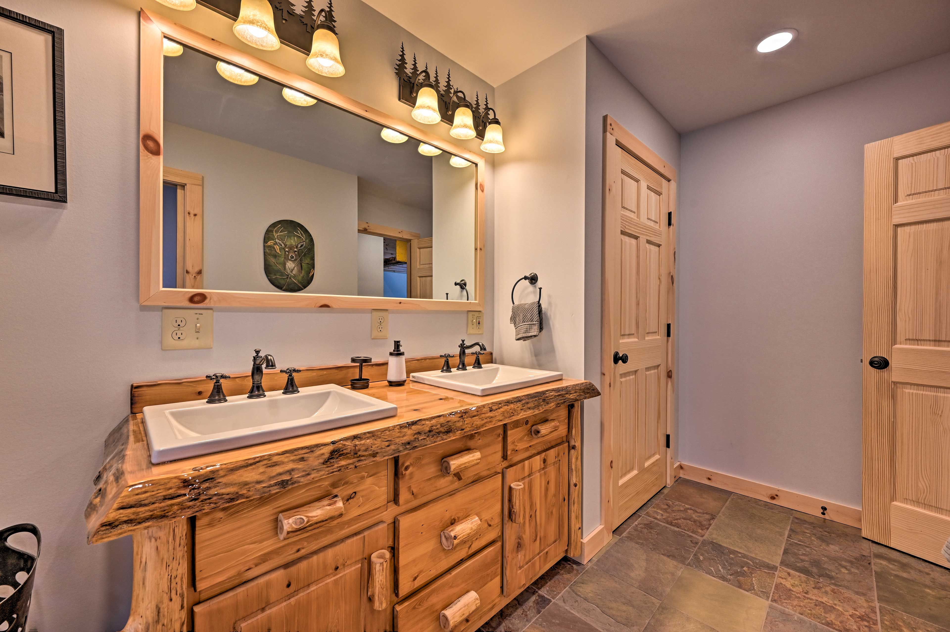 Bathroom | Towels Provided
