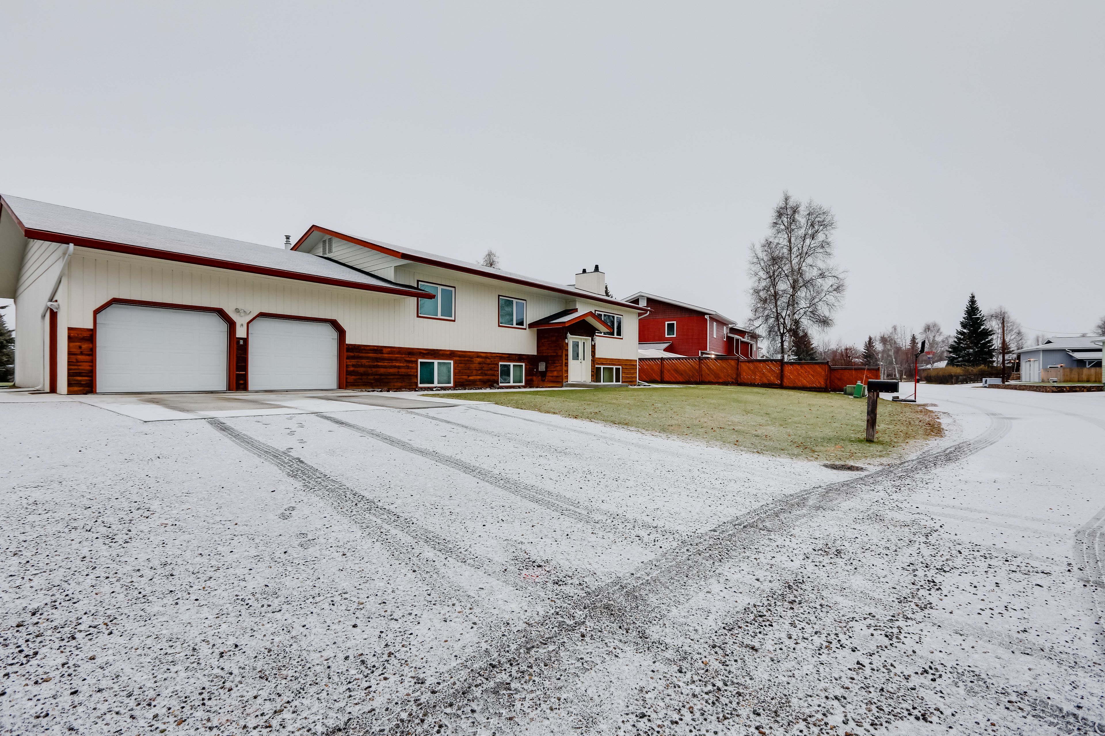 Driveway (2 Vehicles) | Free Street Parking