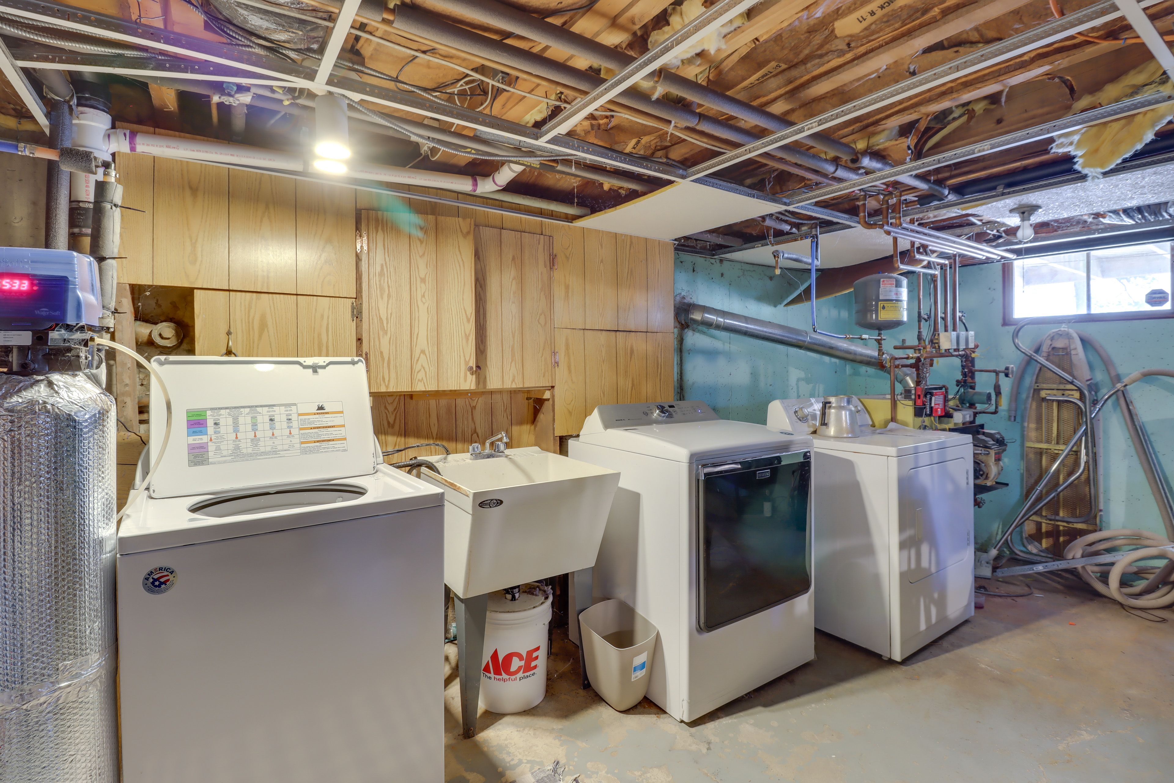 Washer & Dryer