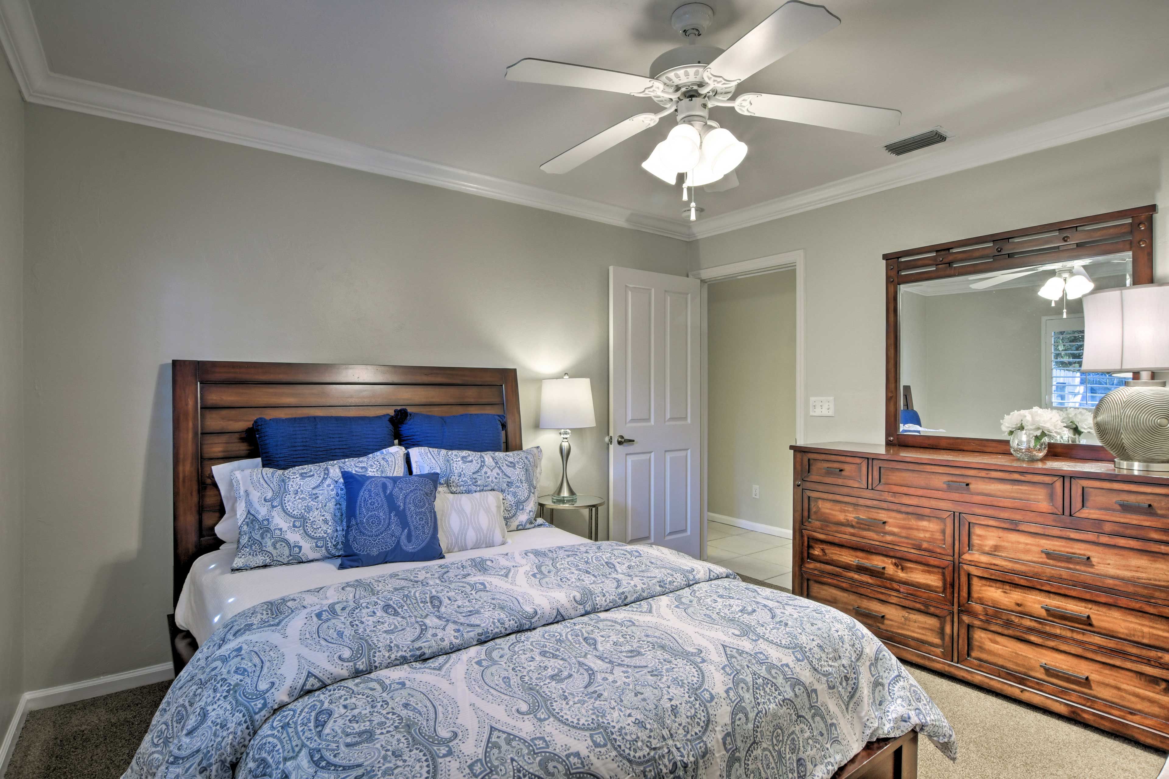 Leave the ceiling fan on for a cool slumber!