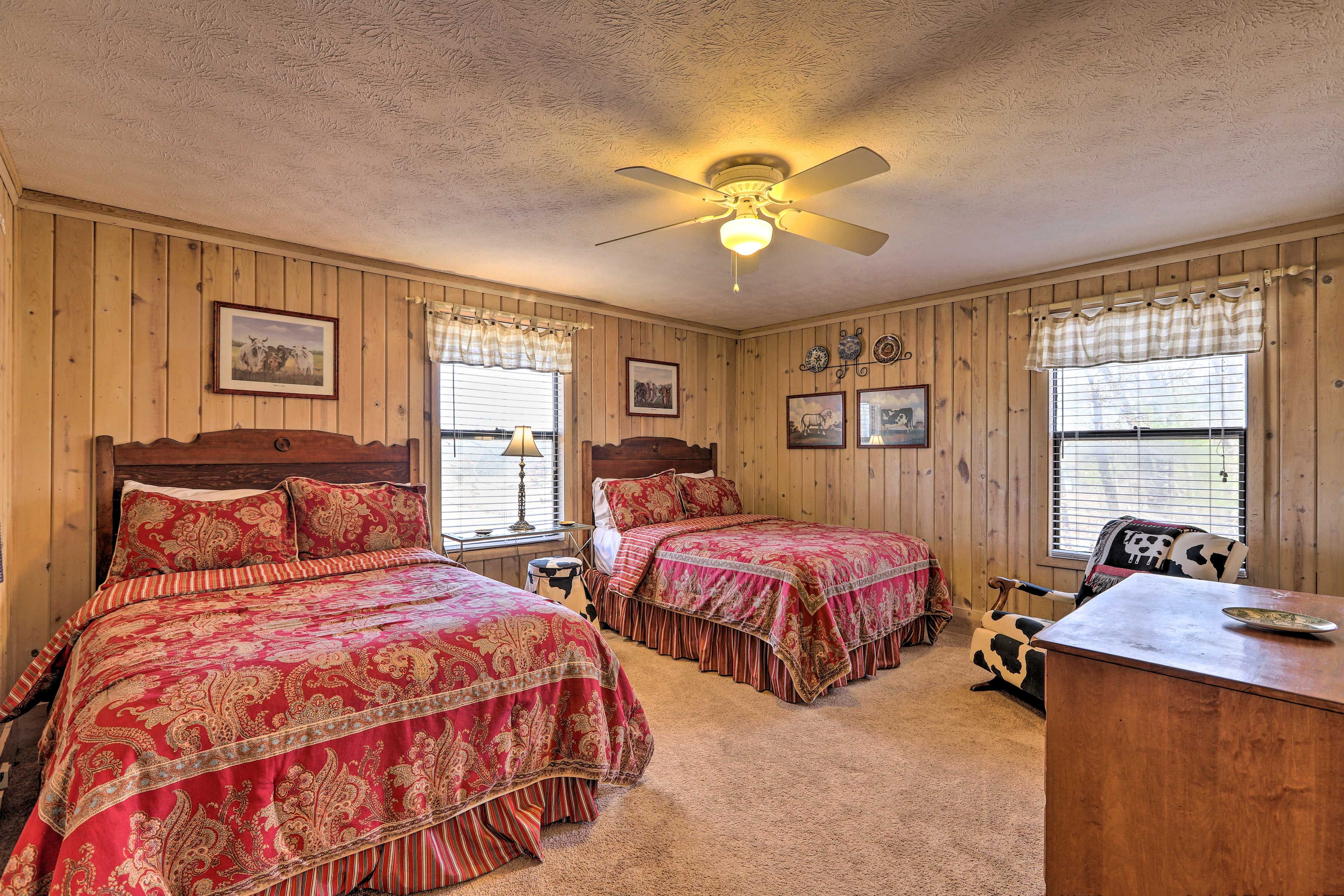 Bedroom 3 | 2 Full Beds | Air Conditioning | Main Level