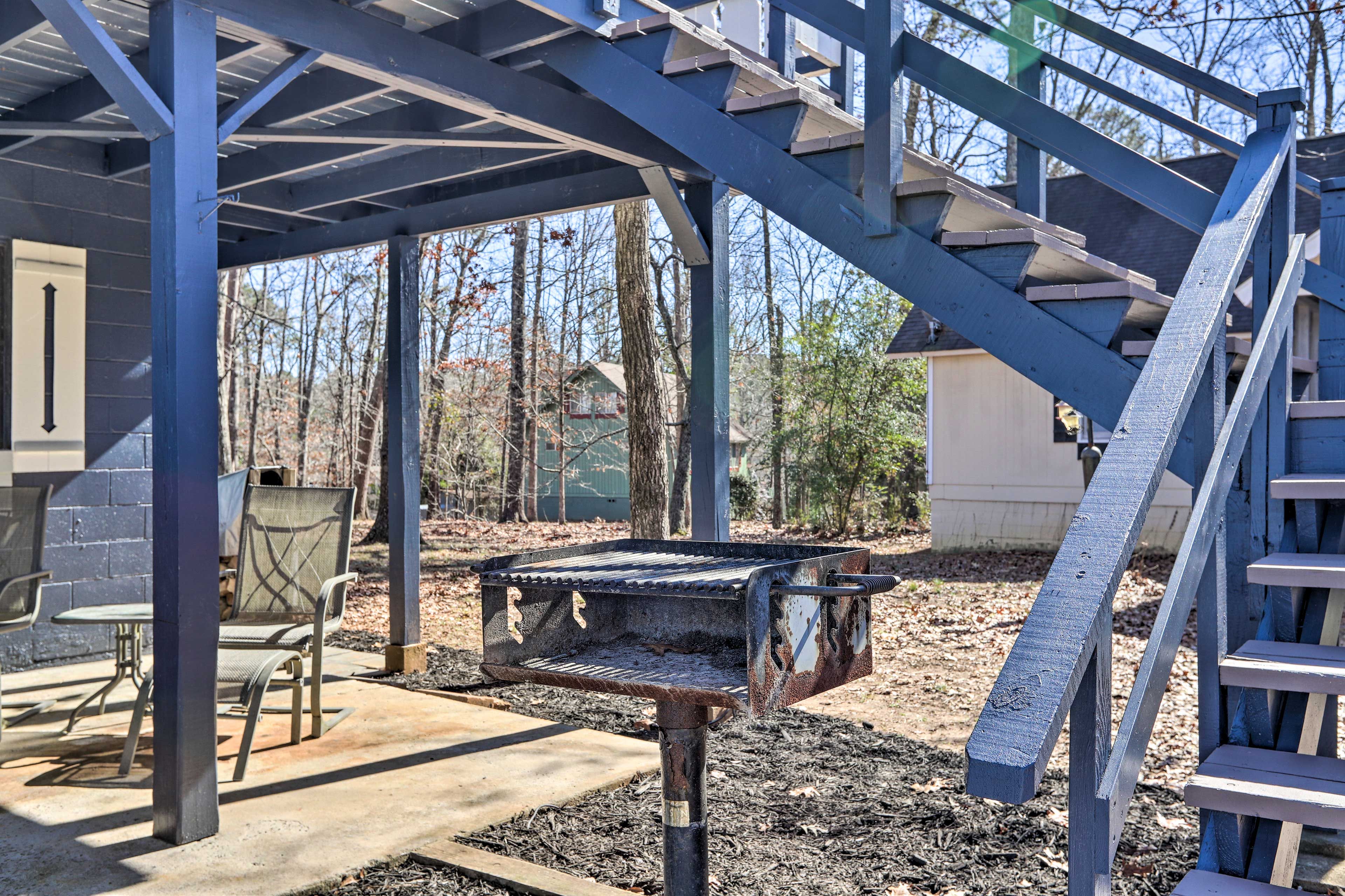 Patio | Charcoal Grill