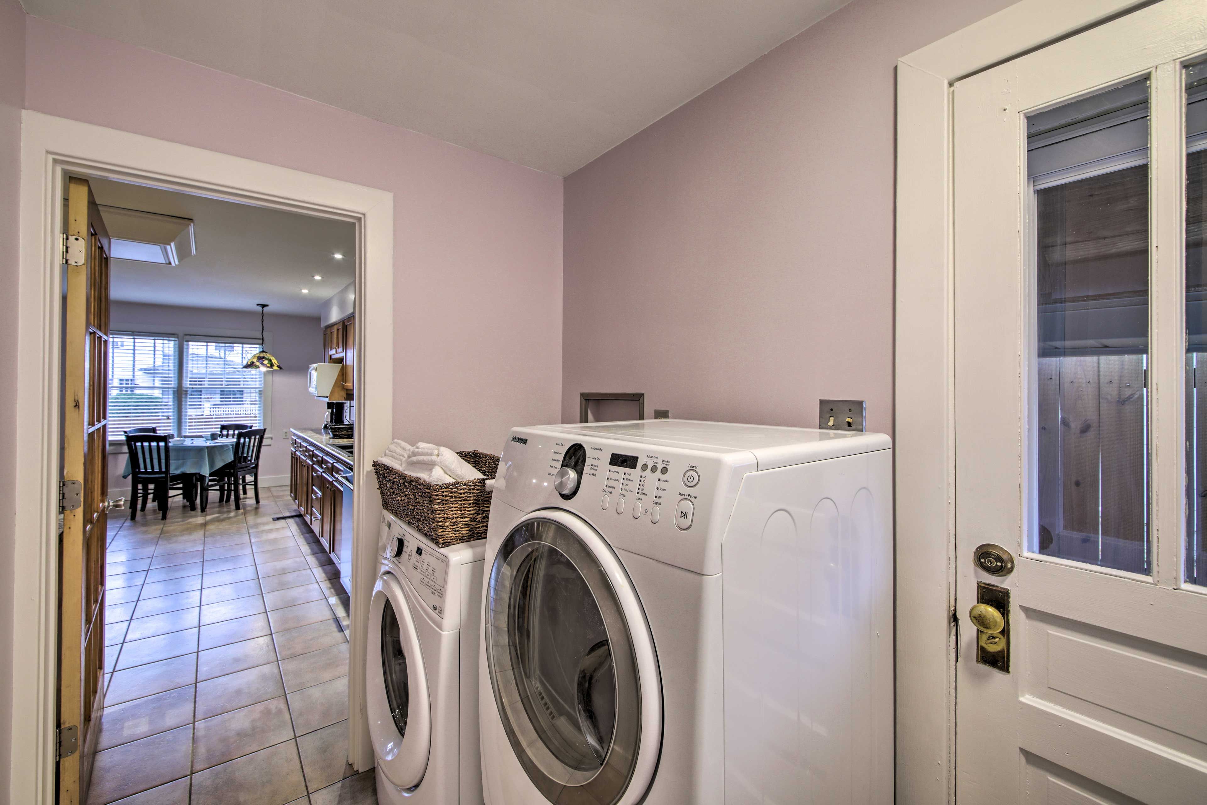 In-Unit Laundry | Washer & Dryer