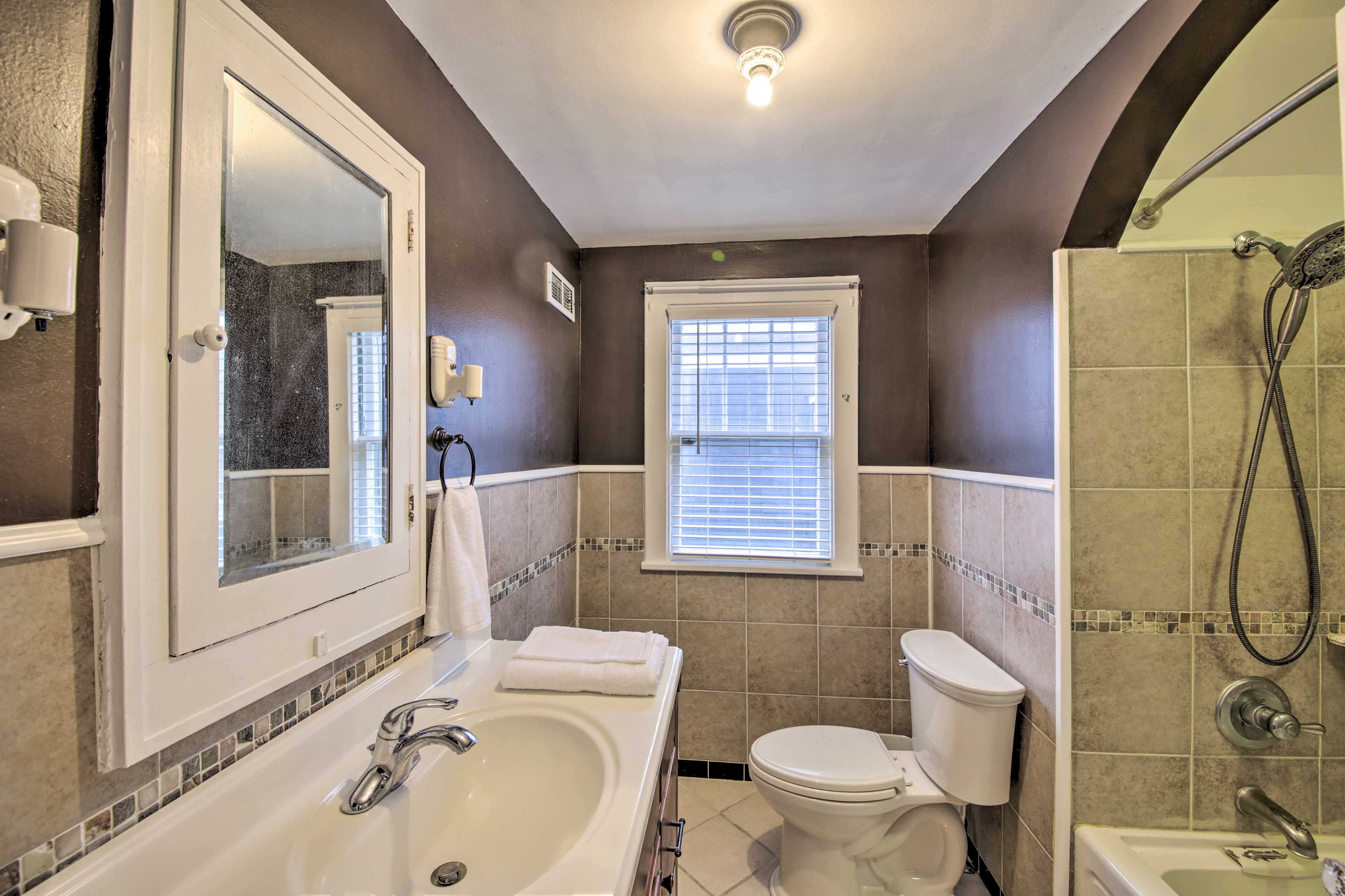 Full Bathroom