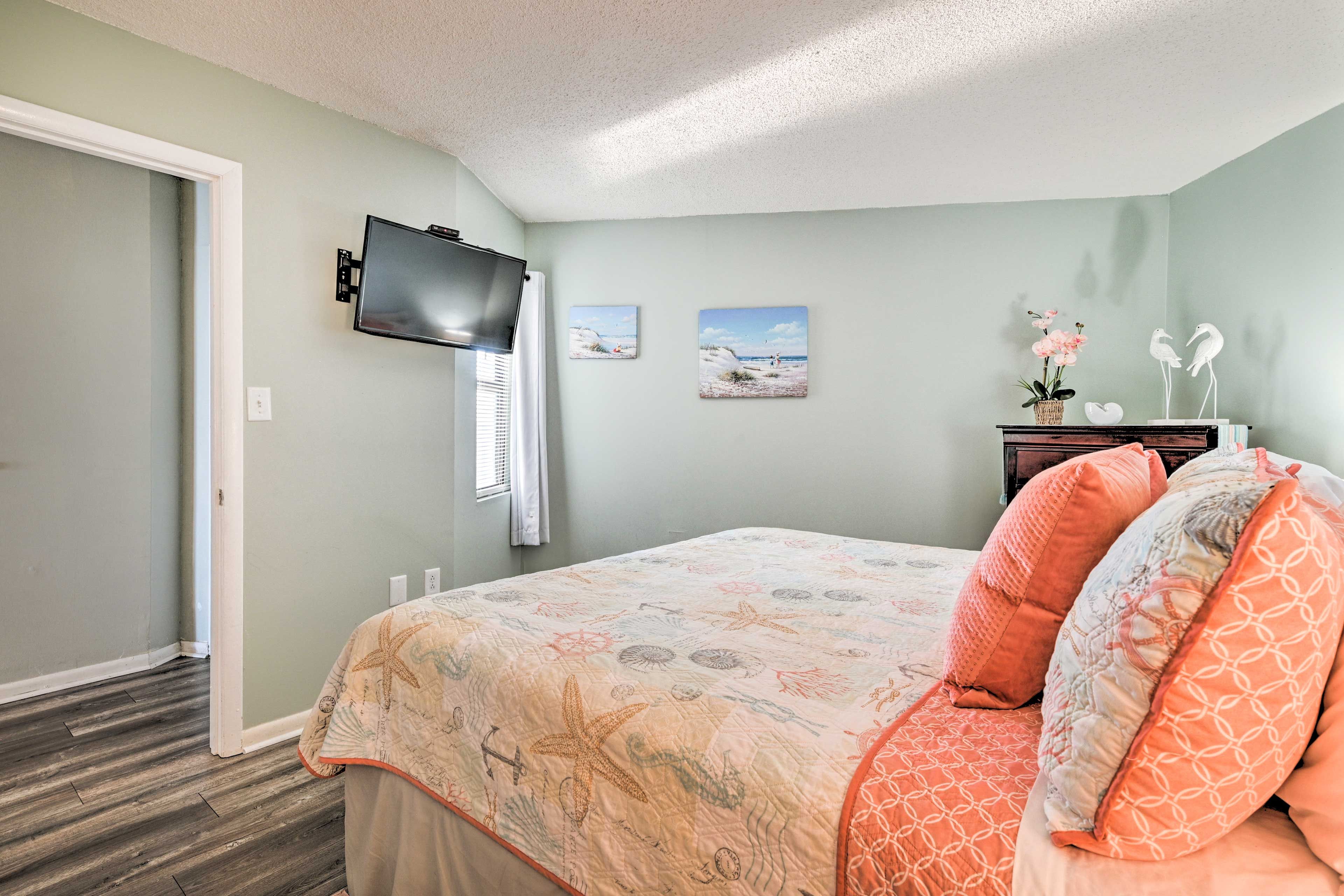 Bedroom | Smart TV