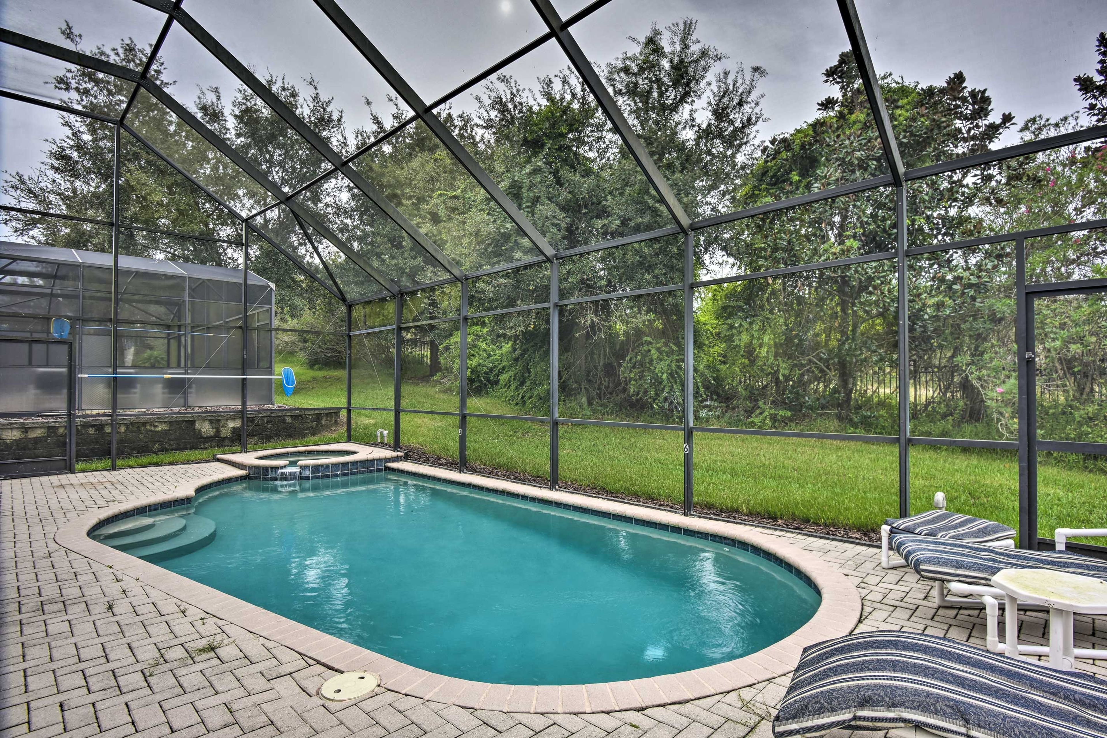 In between theme park days, relax in the pool.
