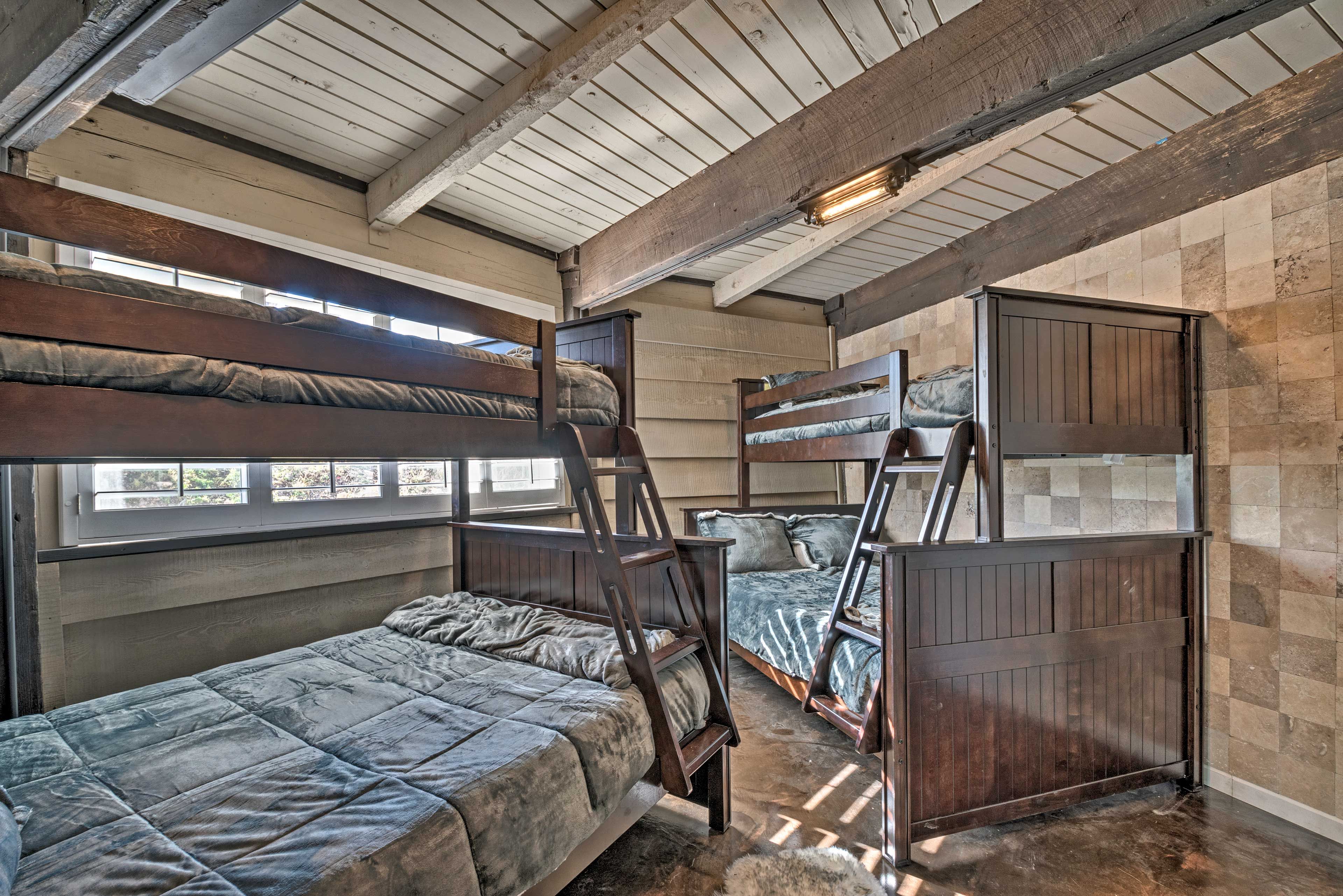 The fourth & final bedroom is perfect for kiddos.