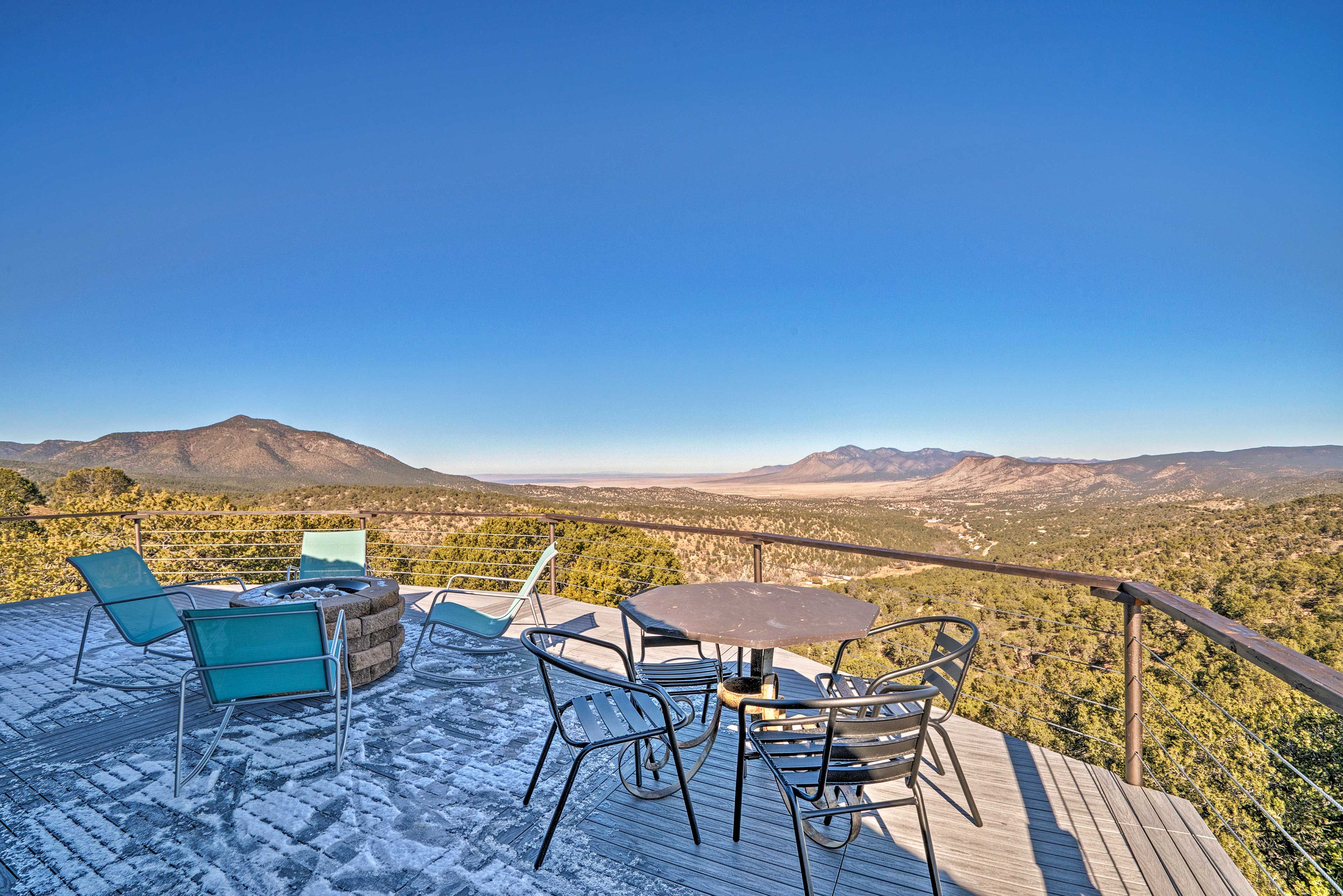Experience the best of New Mexico from this vacation rental!
