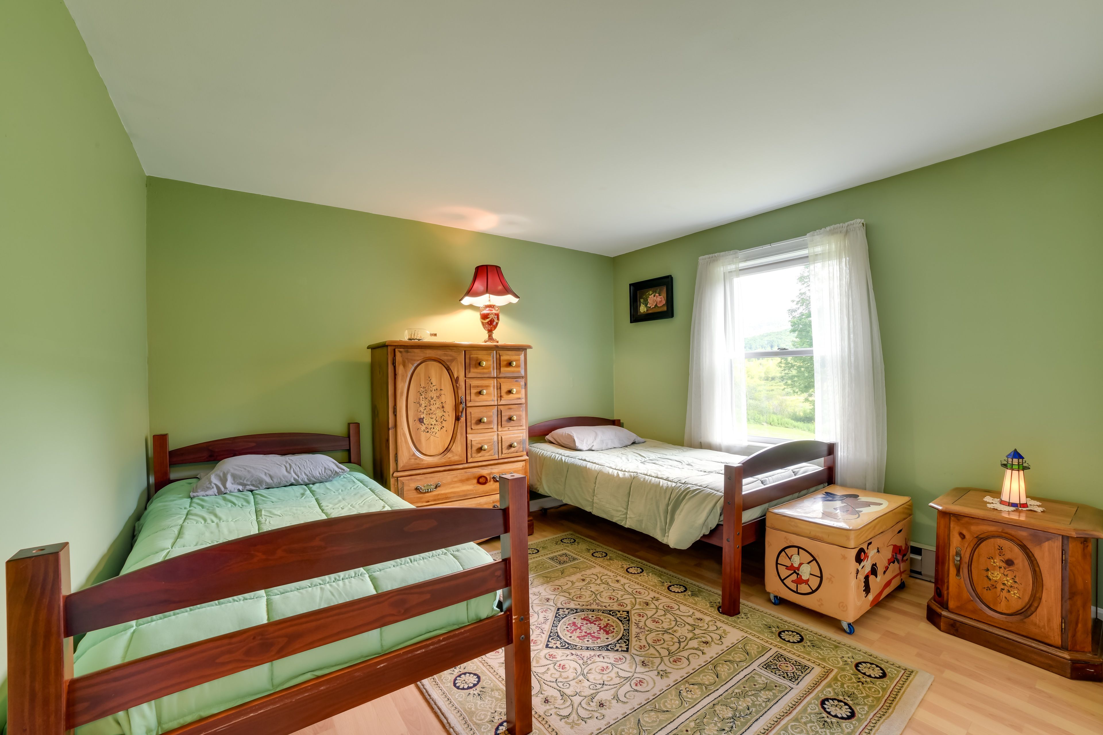 Bedroom 2 | 2 Twin Beds
