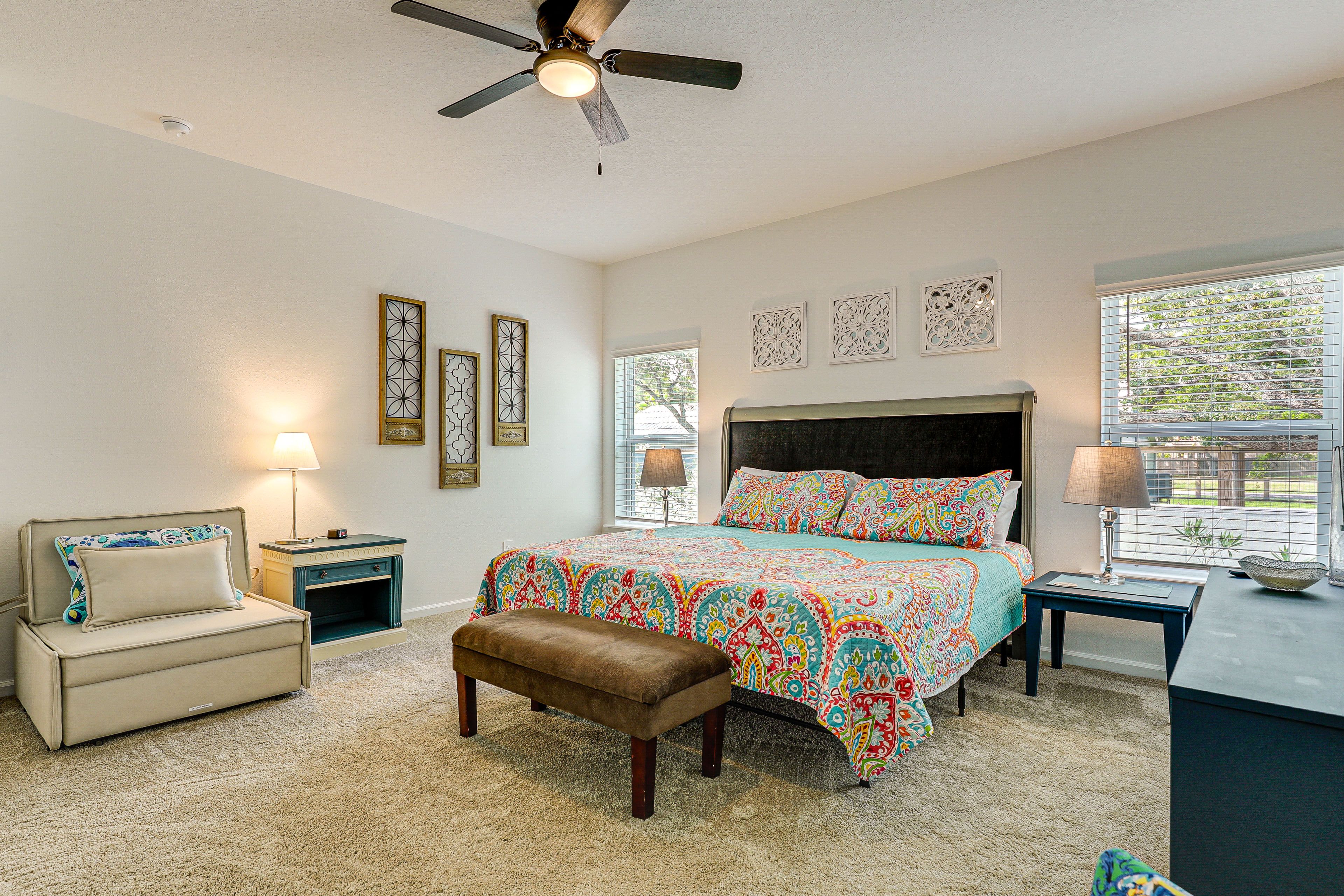Bedroom 1 | King Bed | Twin Pullout Chair Bed | Smart TV | Linens Provided