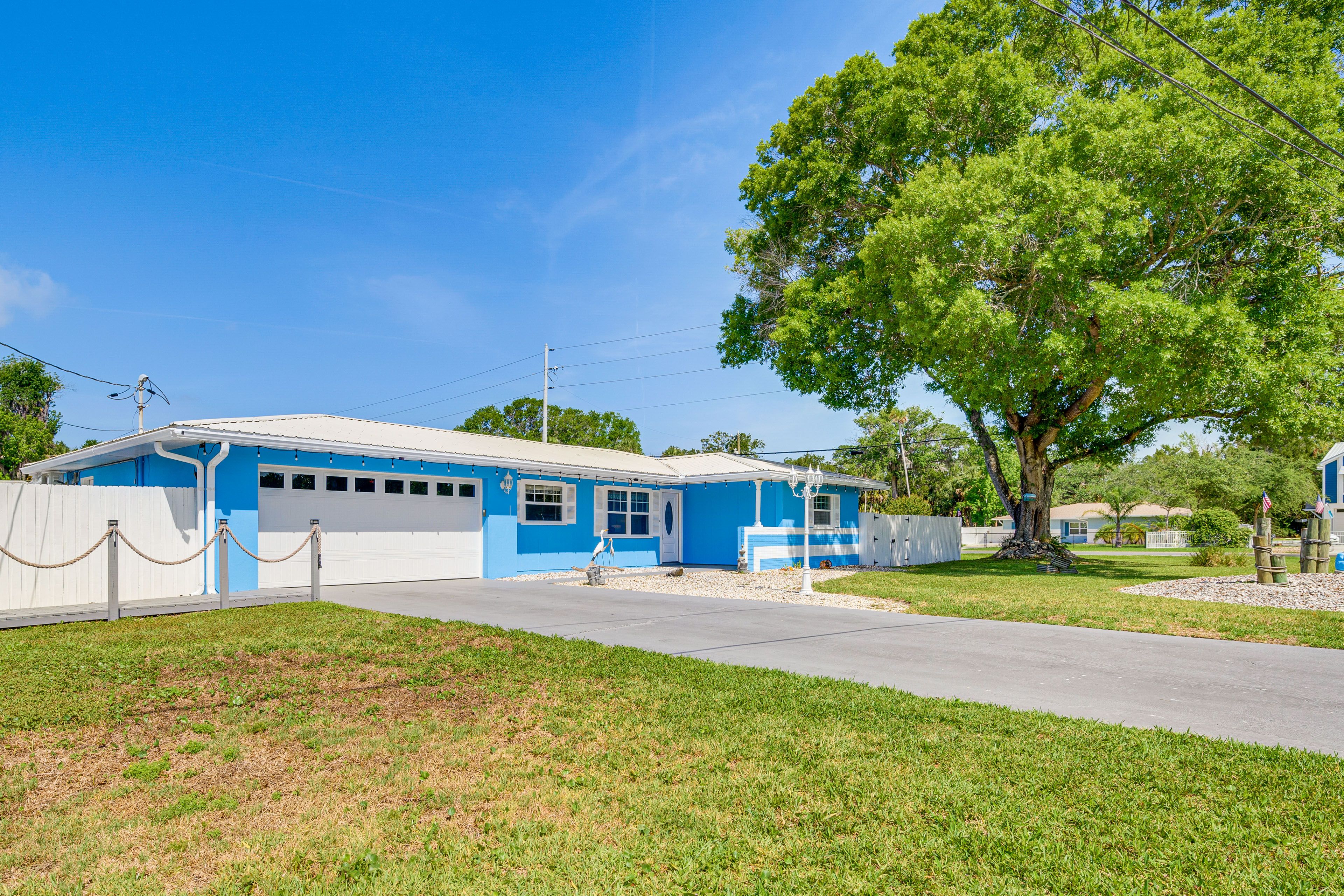 Exterior | Garage Parking (2 Vehicles) | Driveway Parking (2 Vehicles)