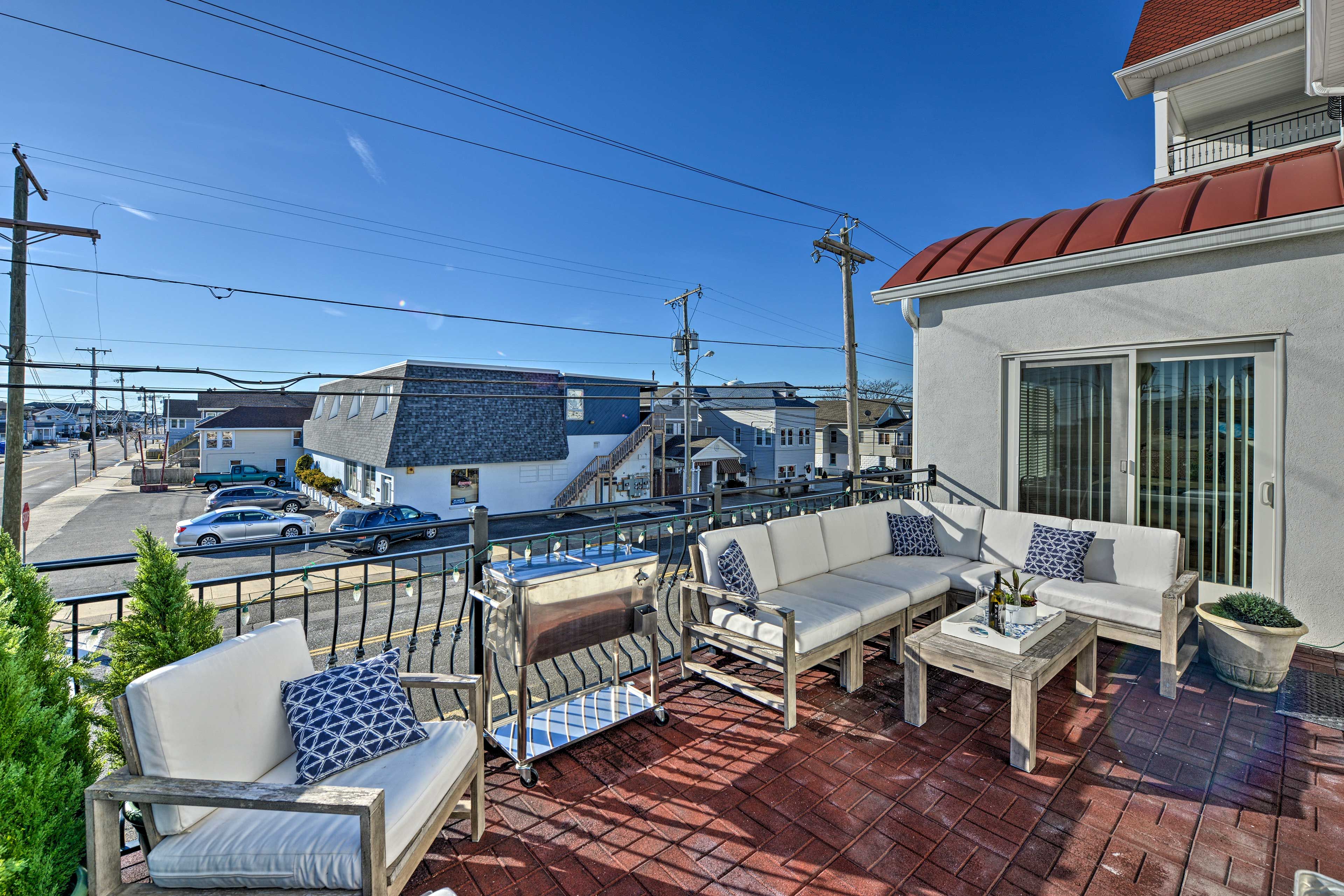The deck is a great place to enjoy a fresh coastal breeze.