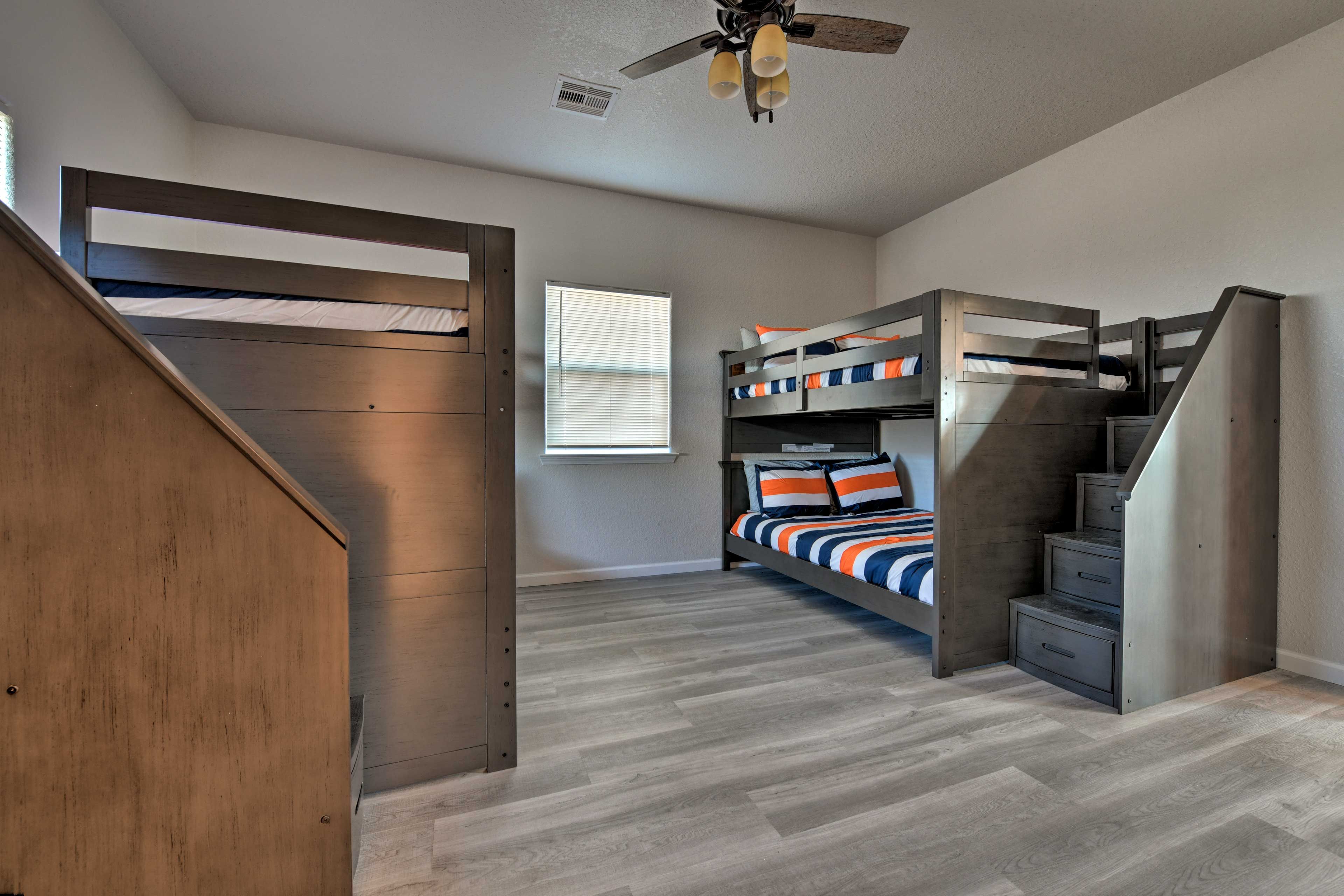 Bedroom 4 | 2 Full Bunk Beds | 1st Floor