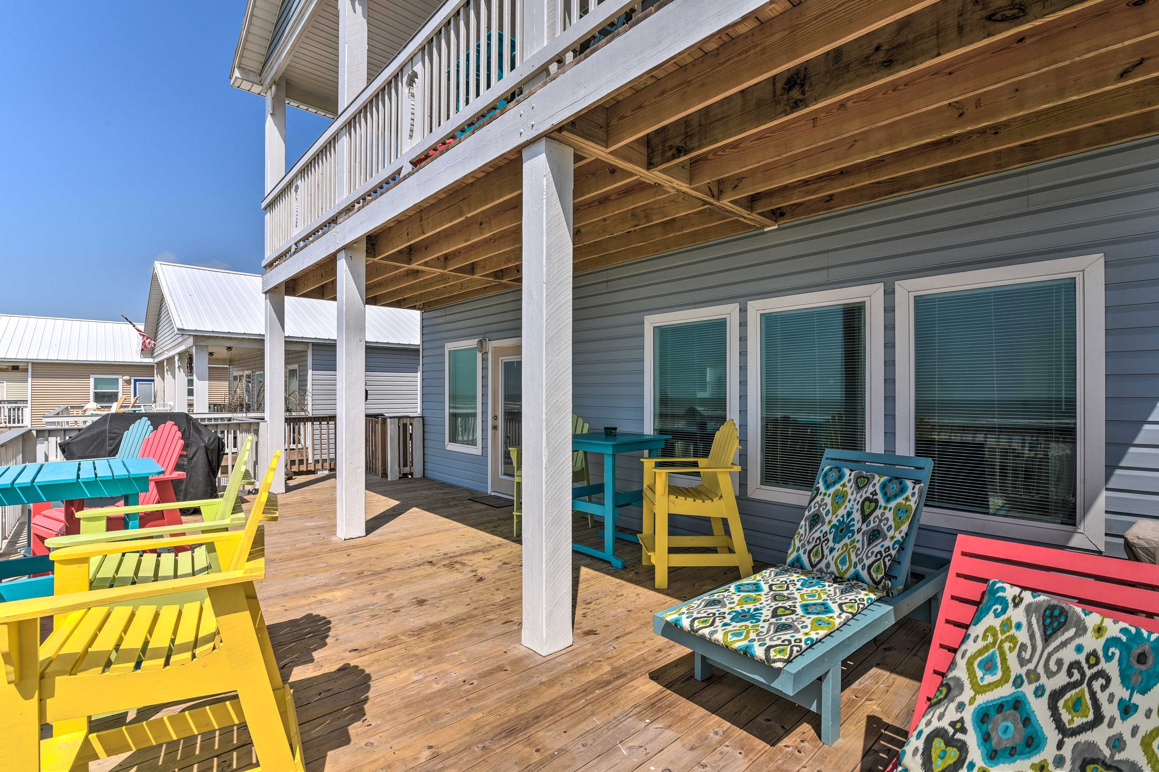 Private Furnished Deck