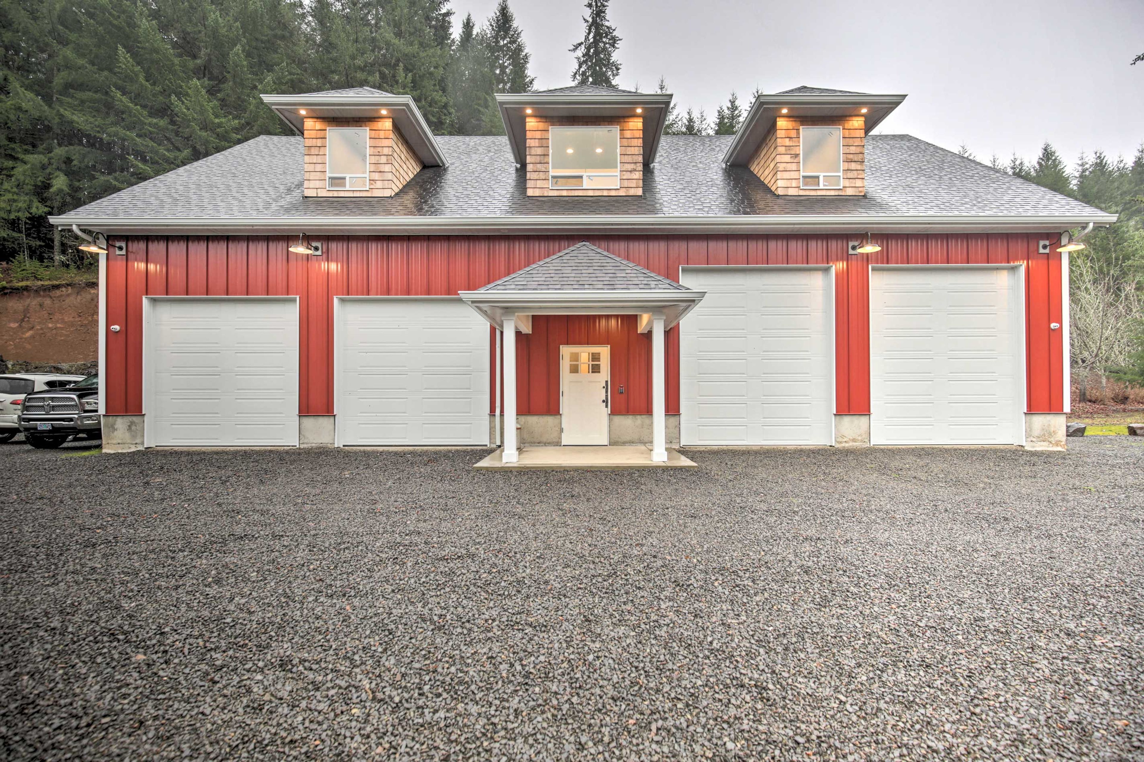 Exterior | 2nd-Floor Unit
