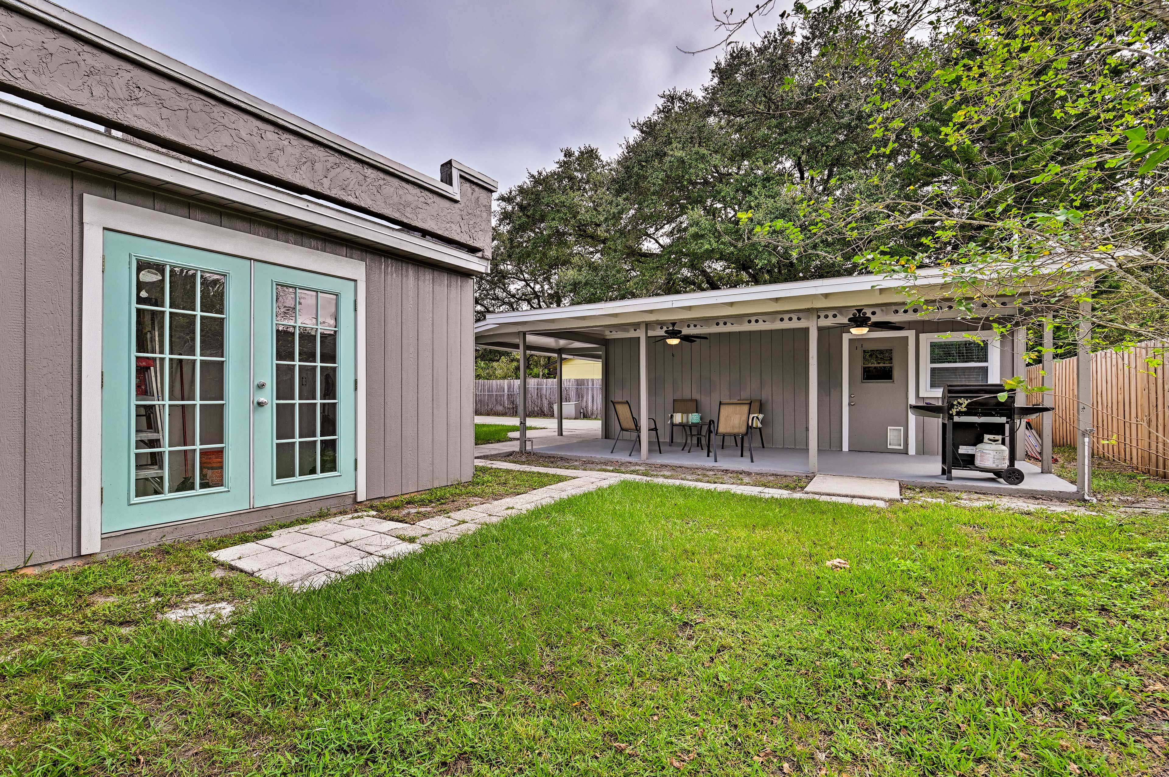Exterior | Shared Yard